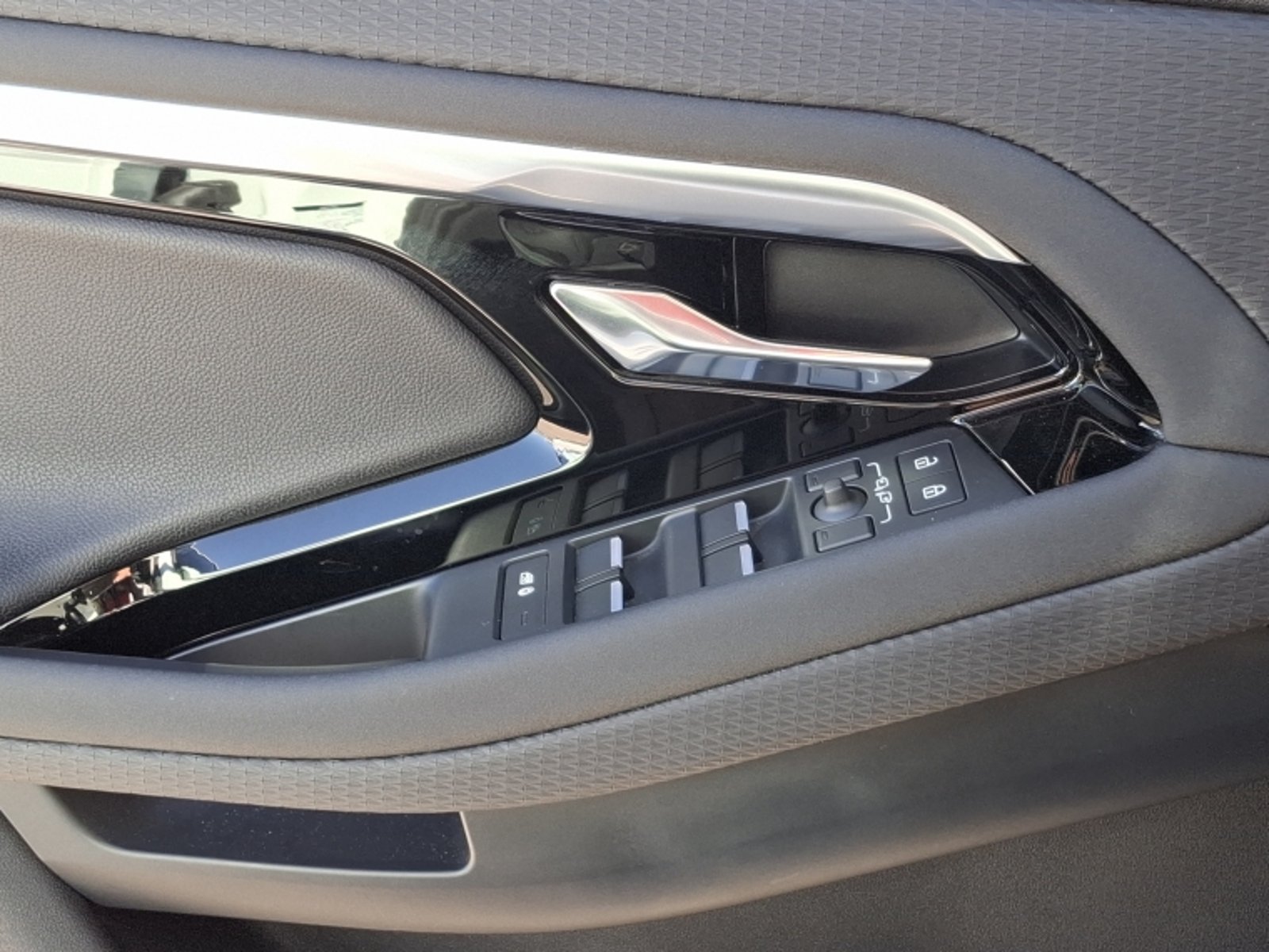 Land Rover Evoque Dynamic S 4x4 2.0 Aut 2024 - Imagen 14 de 20