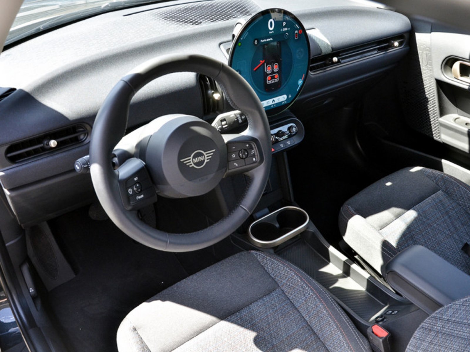 MINI Cooper C 1.5 Aut 2025 - Imagen 7 de 9