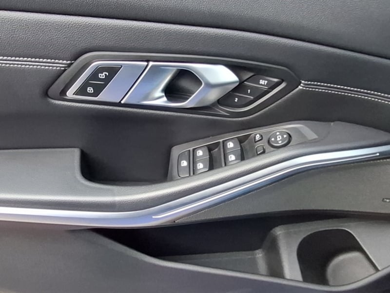 BMW M340 I Xdrive Berlina 2023 - Imagen 14 de 16