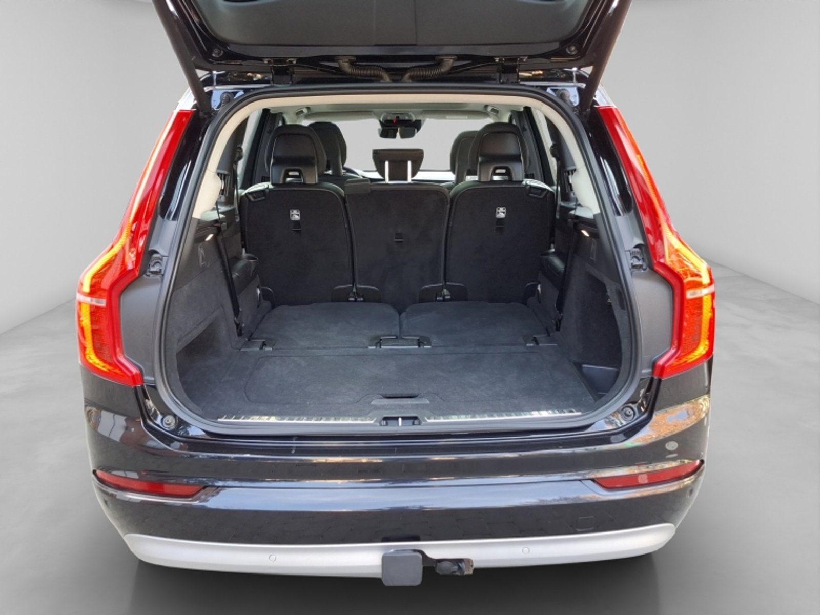 Volvo Xc90 2.0 B6 Momentum 4x4 At 5p 2022 - Imagen 20 de 20