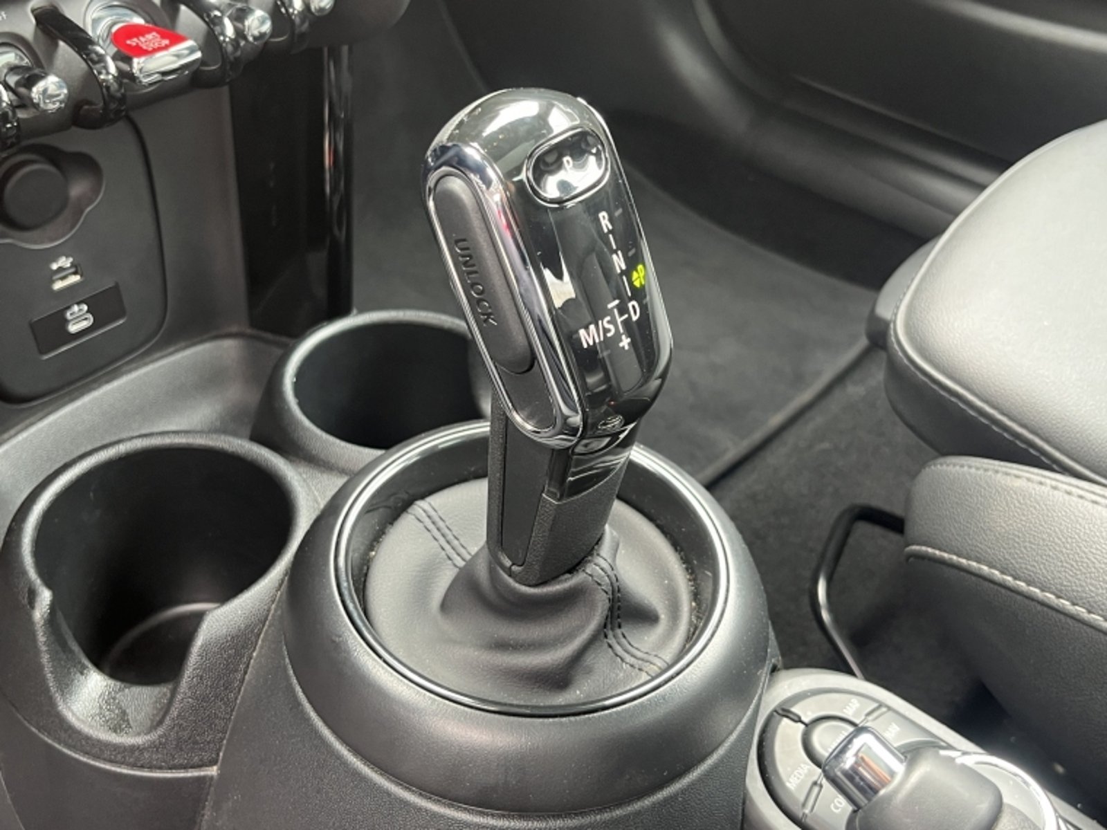 Mini Cooper S Hb 3p 2.0 Aut 2024 - Imagen 17 de 20