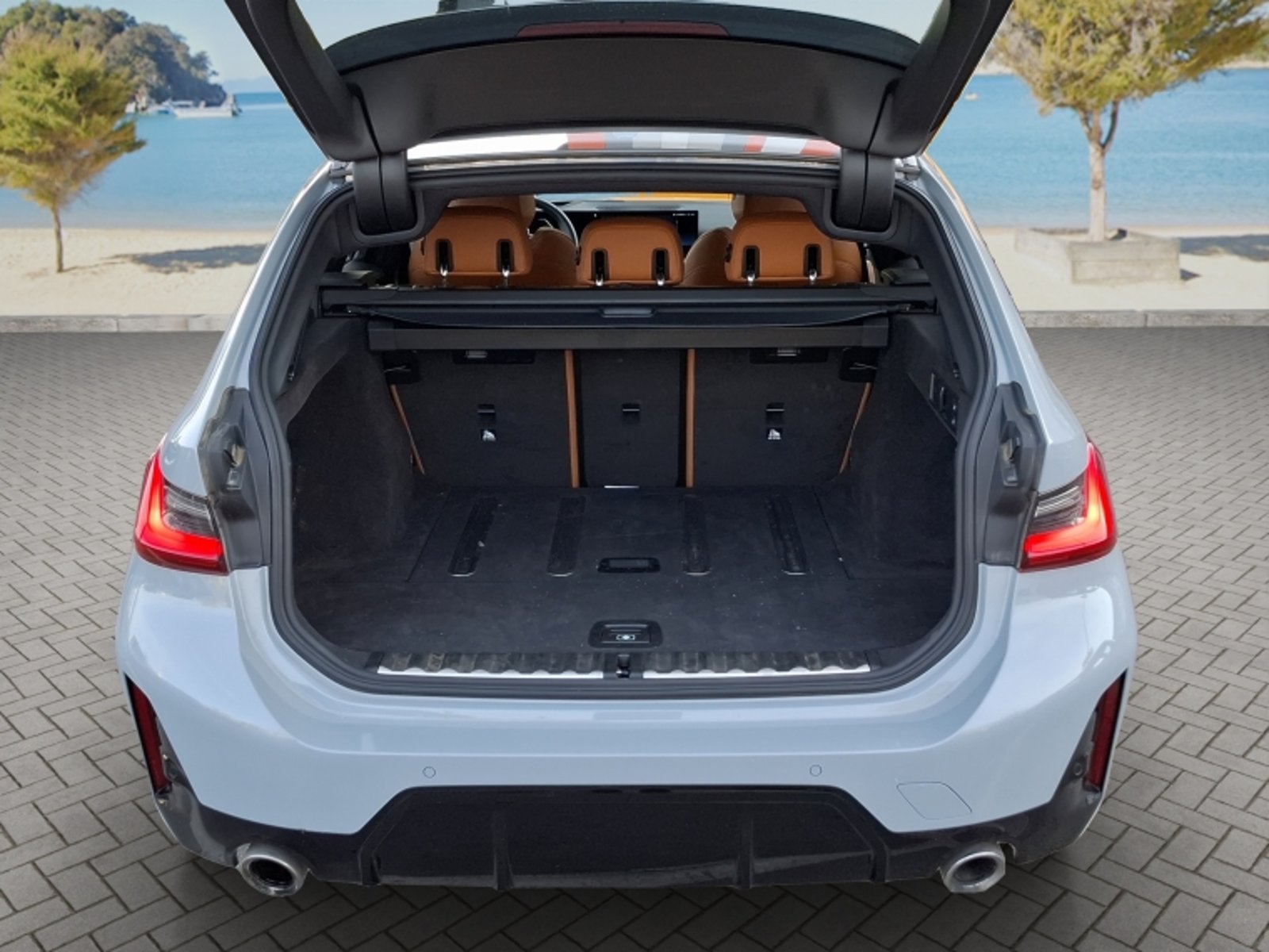 BMW 330 I Touring 2.0 Aut 2024 - Imagen 20 de 20