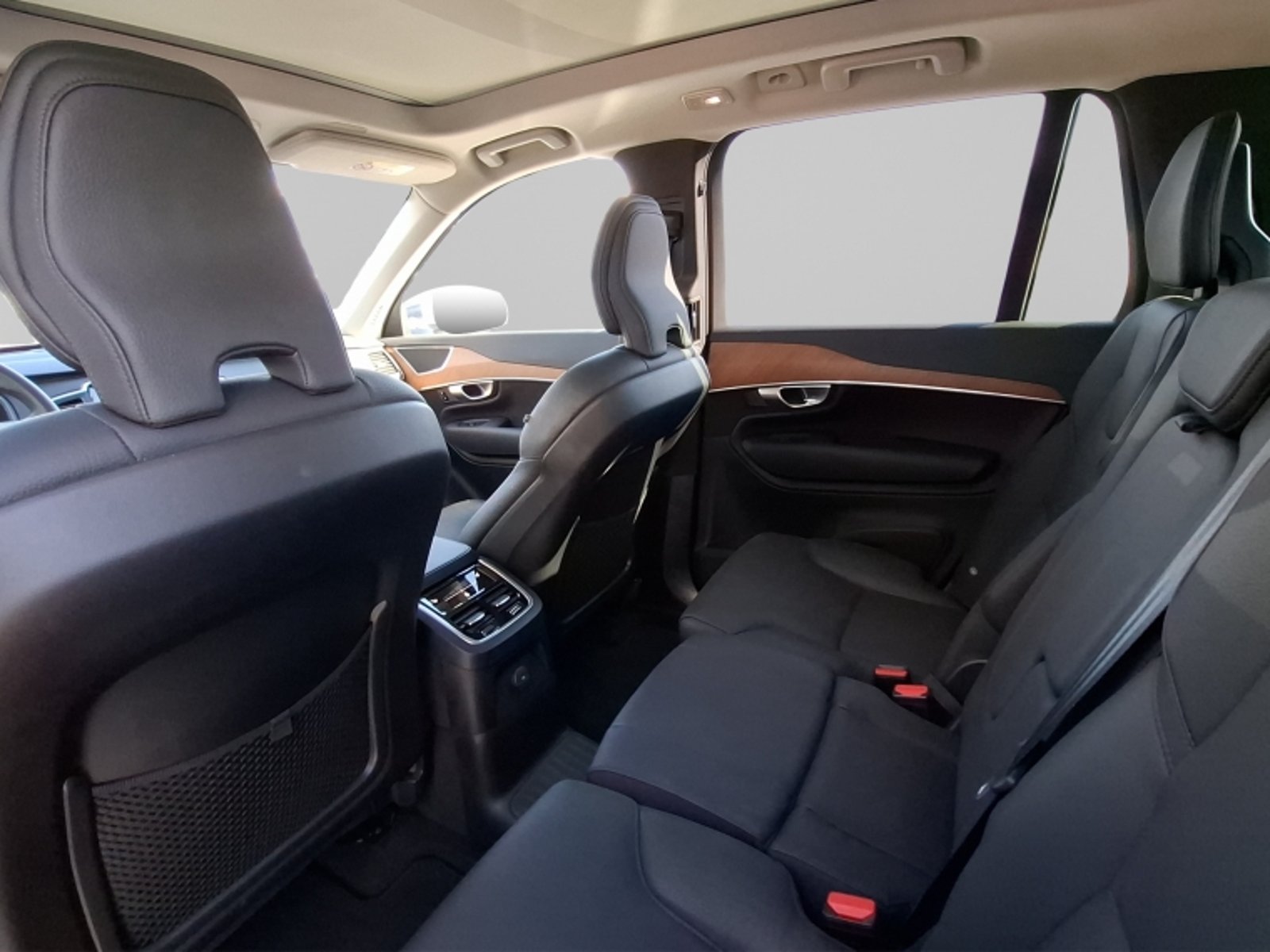 VOLVO Xc90 Ii 4x4 2.0 Aut 2024 - Imagen 15 de 20