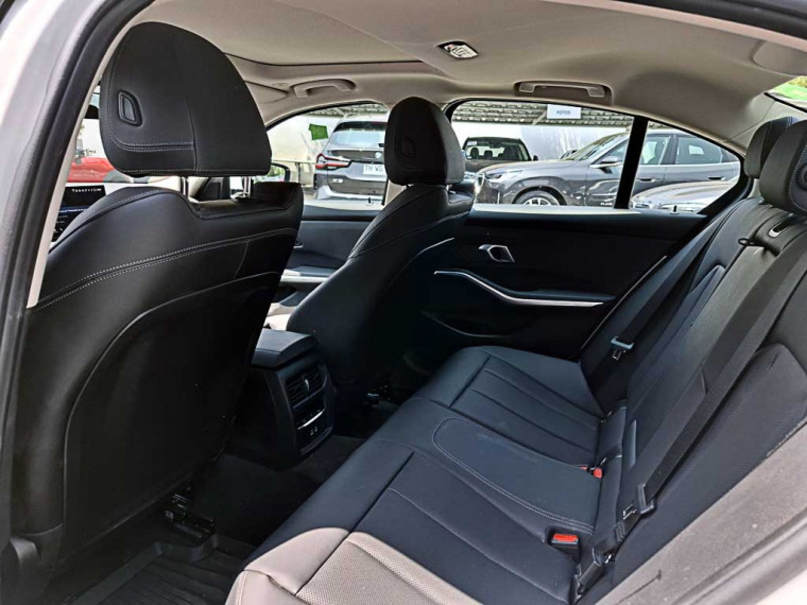 BMW 330 E Berlina Dynamic Lci Ii 2025 - Imagen 12 de 13