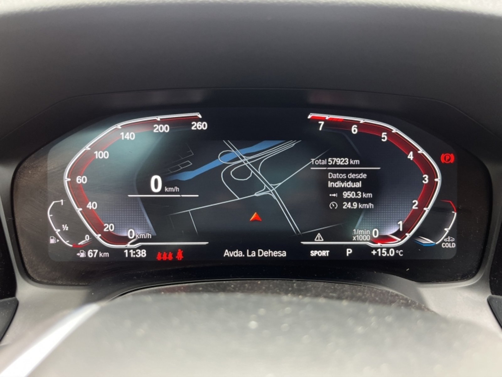BMW 320 I Urban 2022 - Imagen 12 de 20