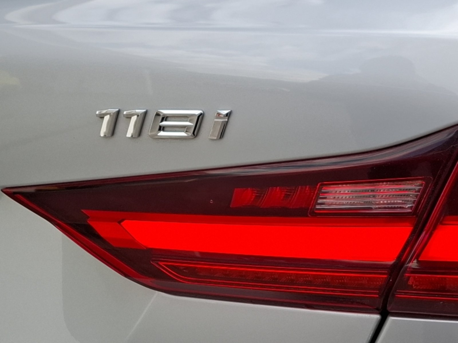 BMW 118 I Dynamic 2020 - Imagen 8 de 20