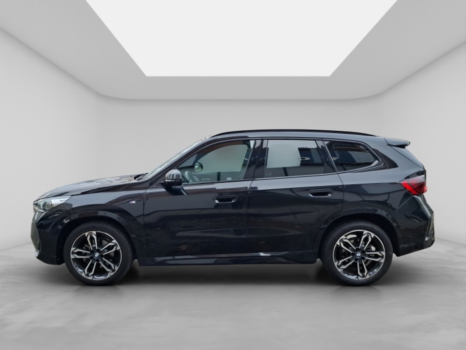 BMW X1 Sdrive18i M Sport 2024 - Foto 4 de 20