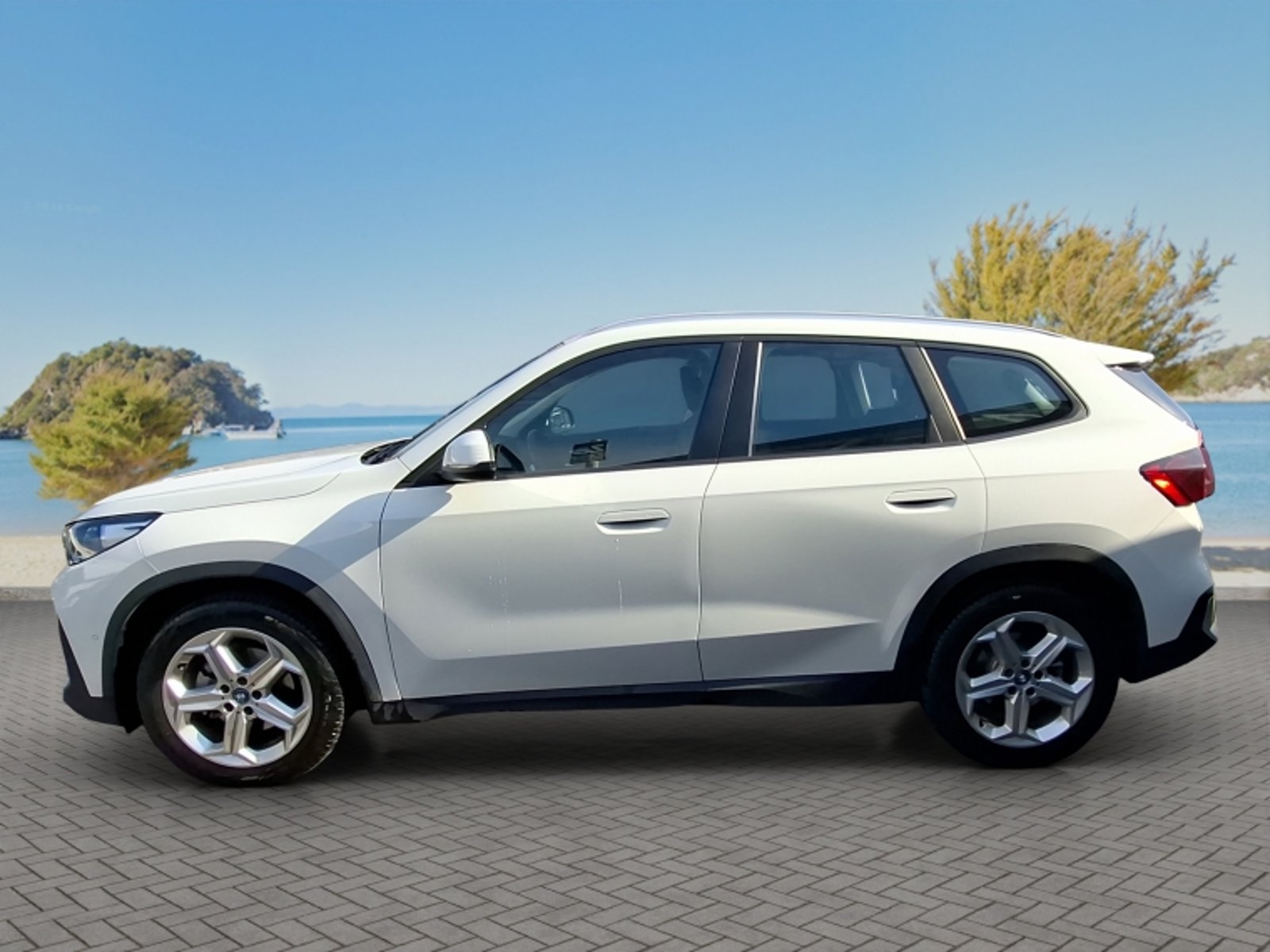 BMW Ix1 Edrive20 Comfort 2025 - Foto 4 de 20