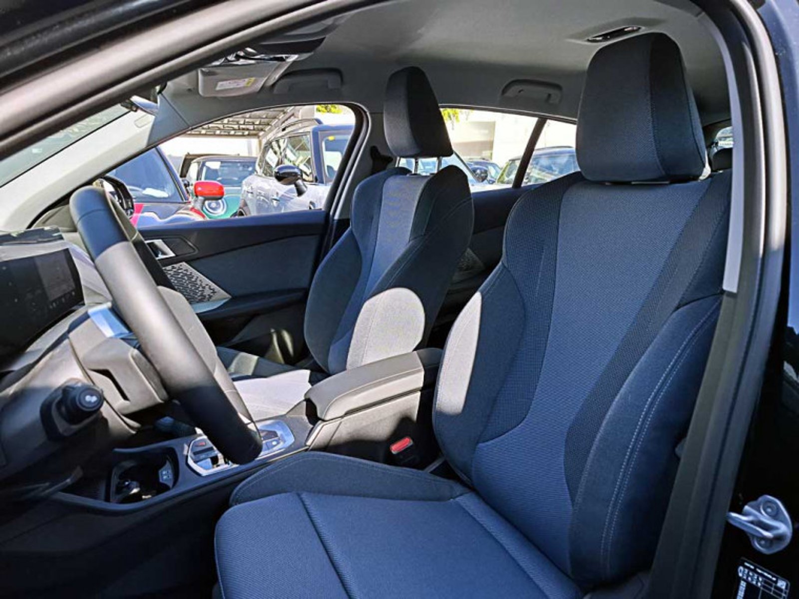 BMW 118 I Hatch Dynamic 2026 - Imagen 10 de 13