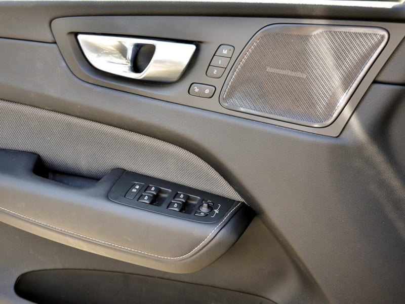 Volvo Xc60 T8 Recharge 4x4 2.0 Aut 2025 - Imagen 7 de 10