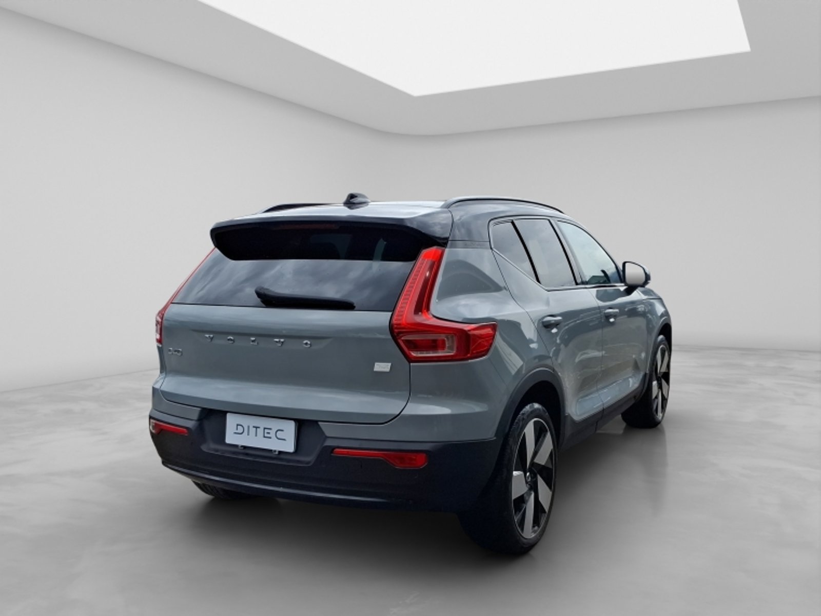 Volvo Xc40 C40 P8 Recharge 2024 - Imagen 7 de 20