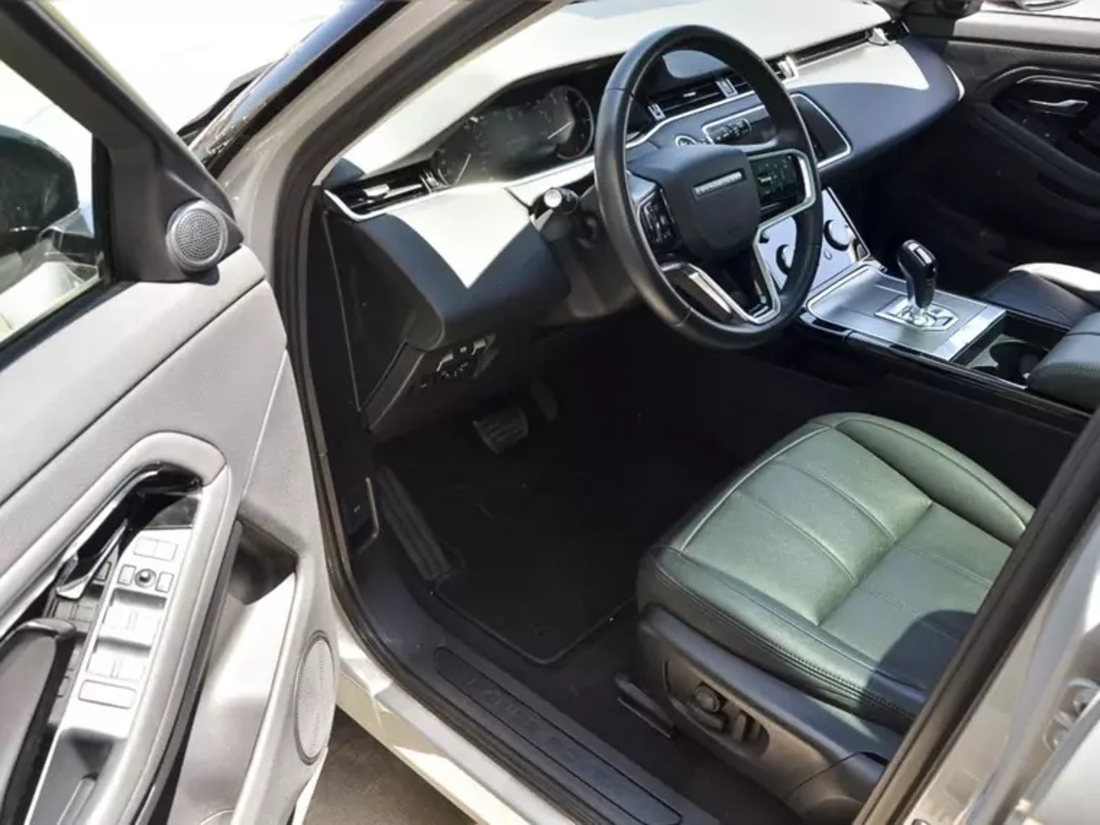 Land Rover Evoque 2.0i S 200hp 4x4 2024 - Imagen 13 de 20