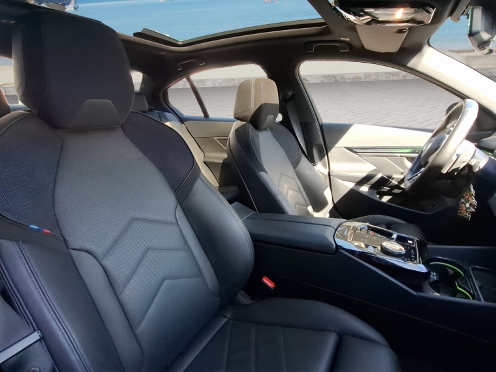 BMW 530 E Berlina 2.0 Aut 2024 - Imagen 19 de 20
