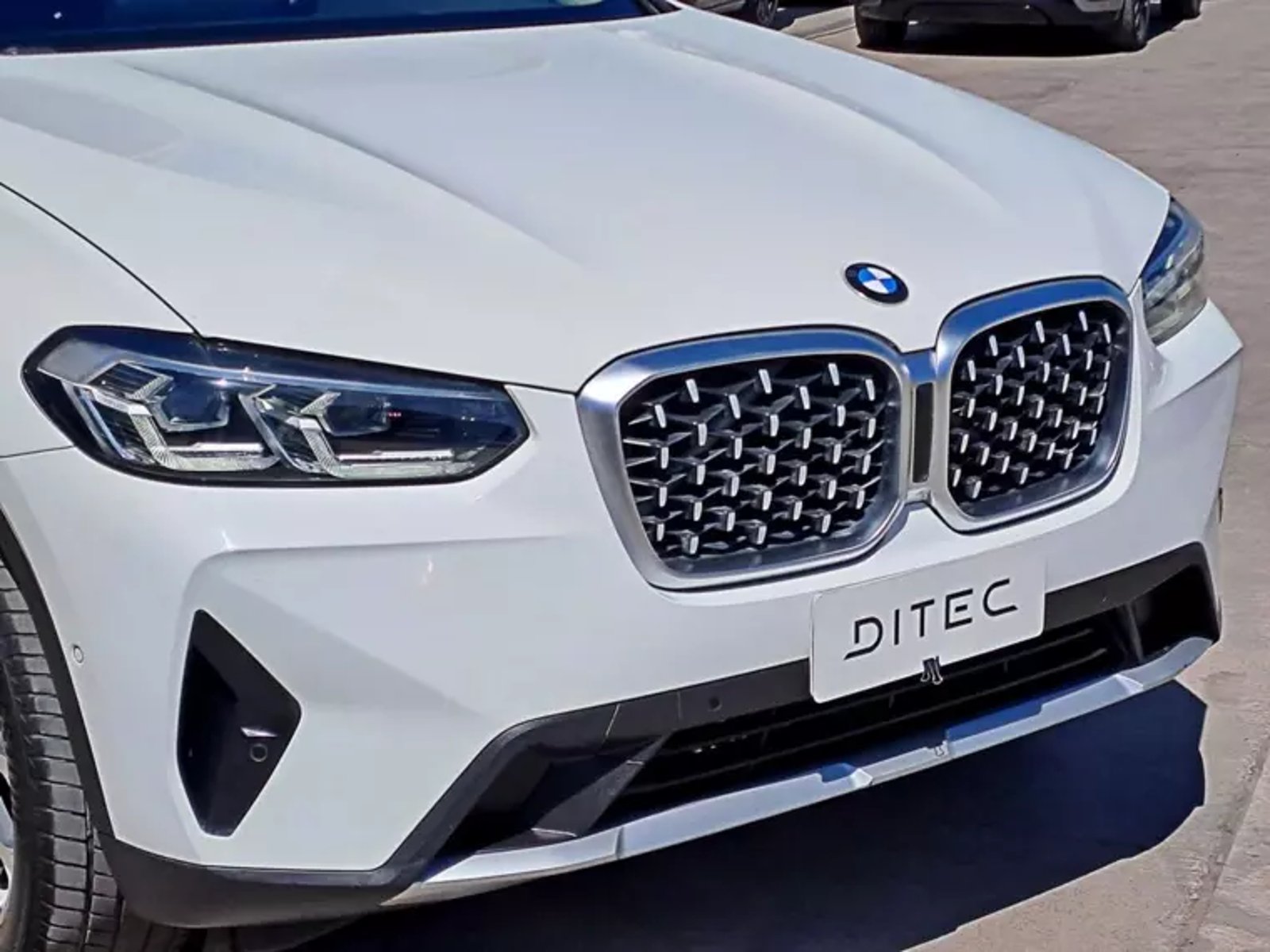 BMW X4 Xdrive30i 4x4 2.0 At 2023 - Imagen 4 de 17