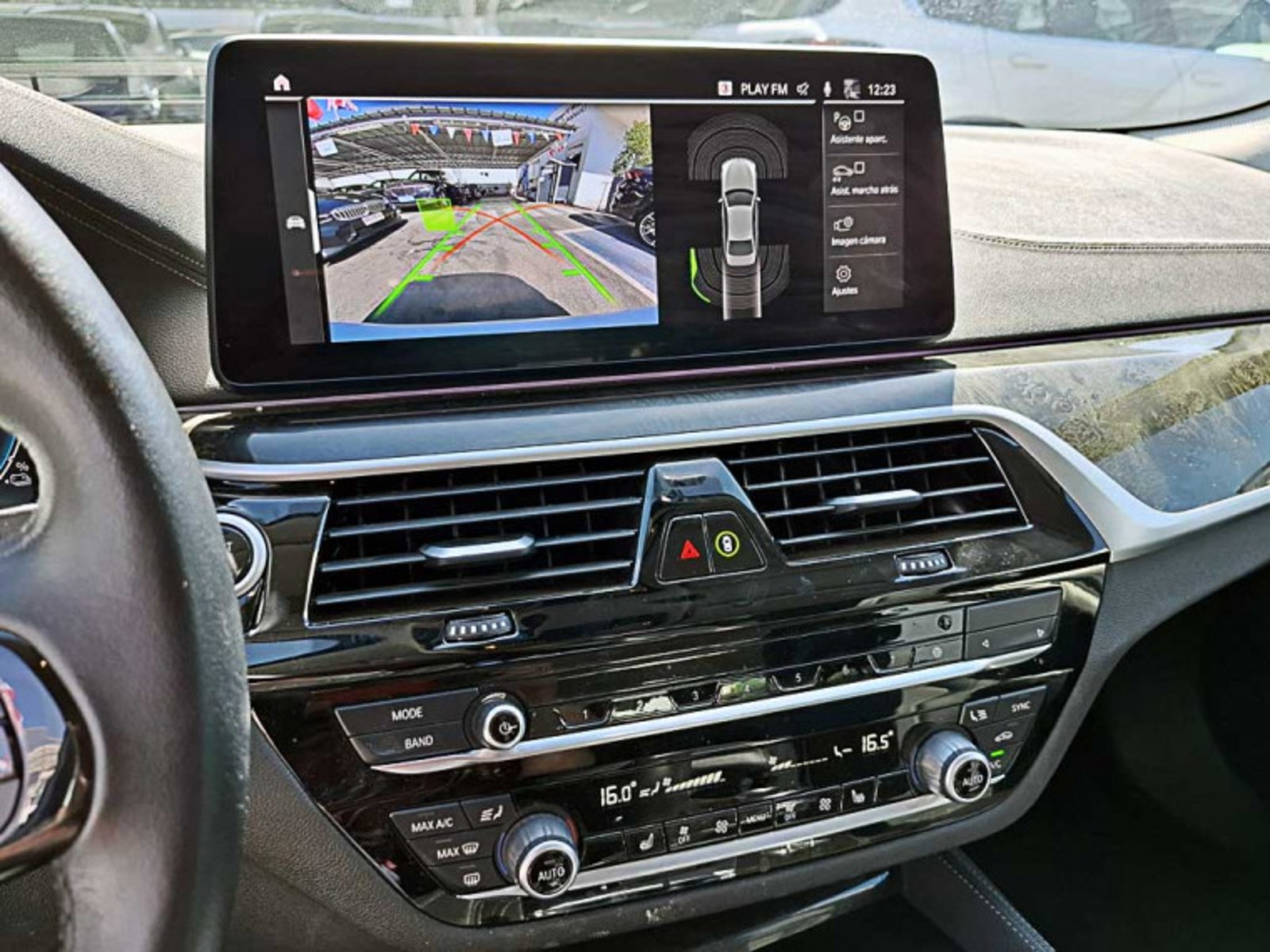 BMW 530 E Luxury Lci 2023 - Imagen 8 de 13