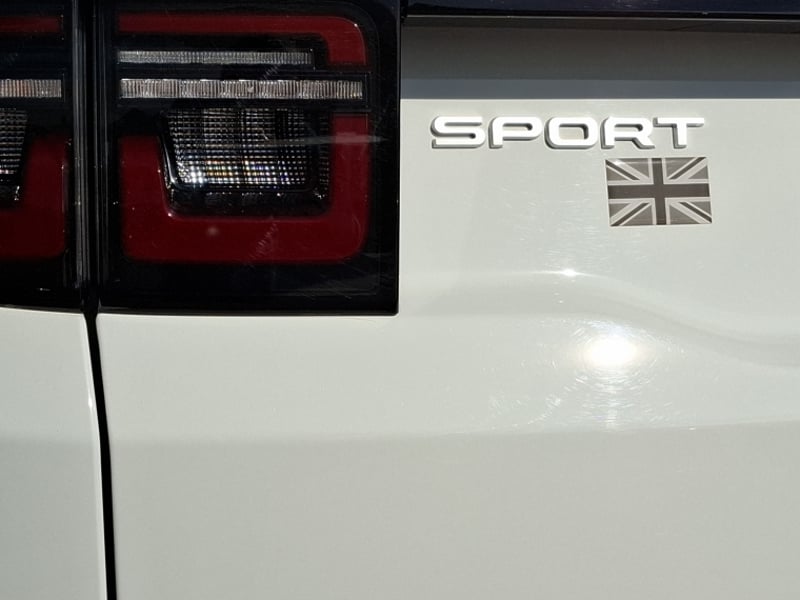 Land Rover Discovery sport 2.0id S 2026 - Imagen 8 de 16