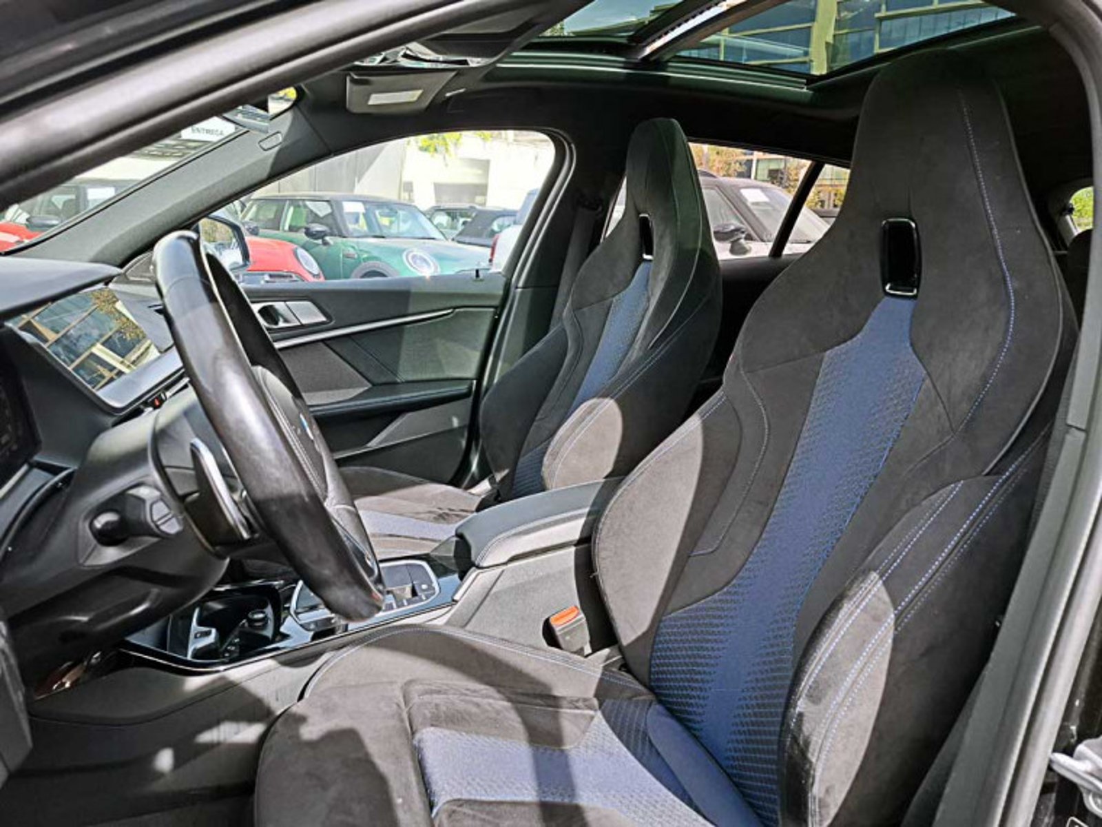 BMW M135 I Xdrive Hb 4x4 2.0 Aut 2023 - Imagen 10 de 13