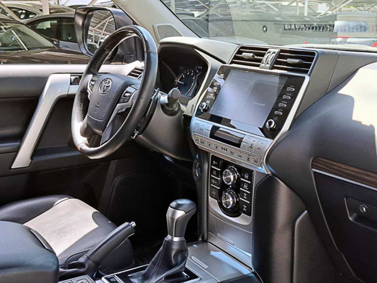 TOYOTA Land cruiser prado 4wd 4.0 At 2023 - Imagen 13 de 13