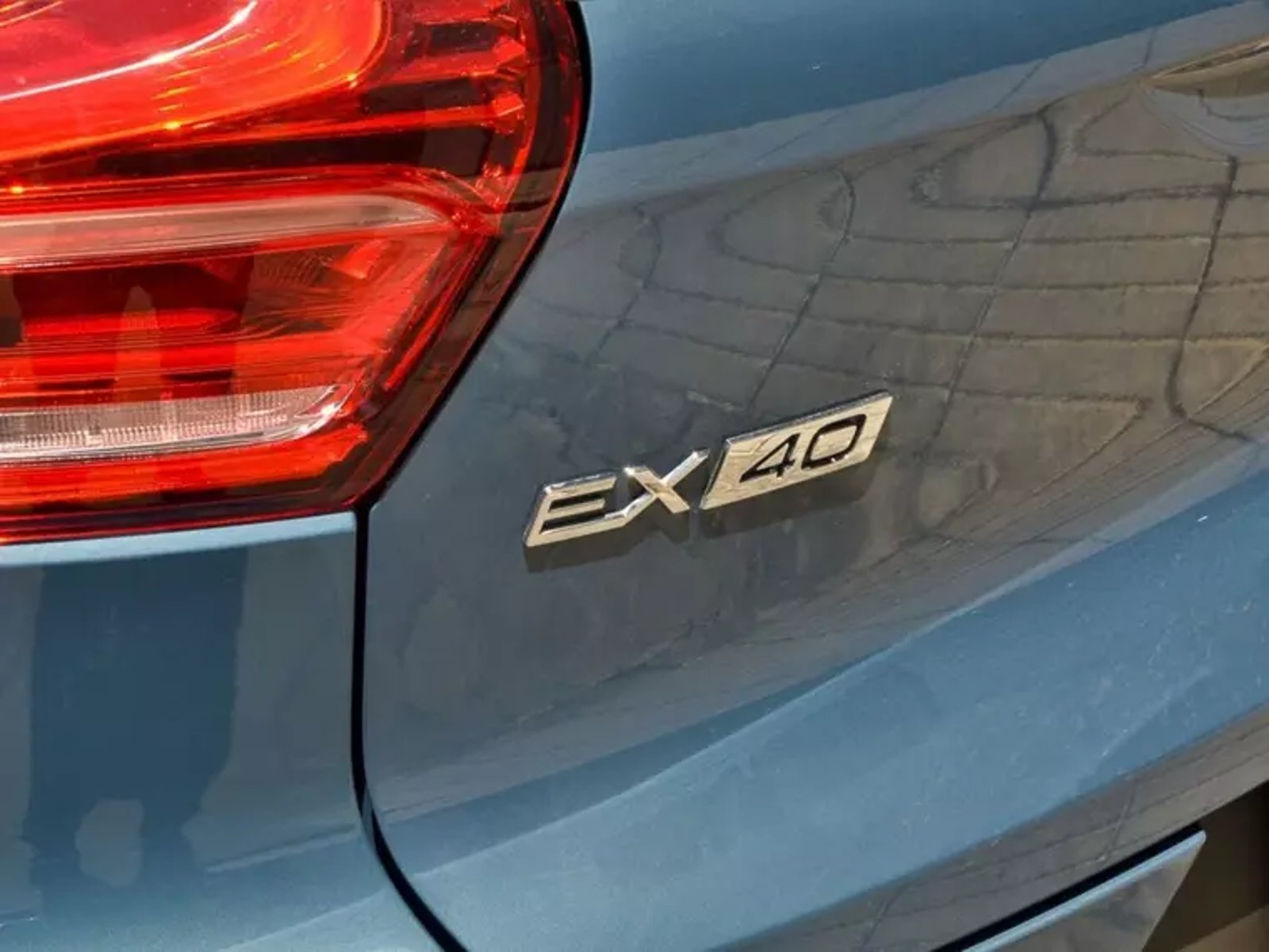 Volvo Ex40 0.0 P8 Recharge 4x4 At Electrico 2025 - Imagen 9 de 17