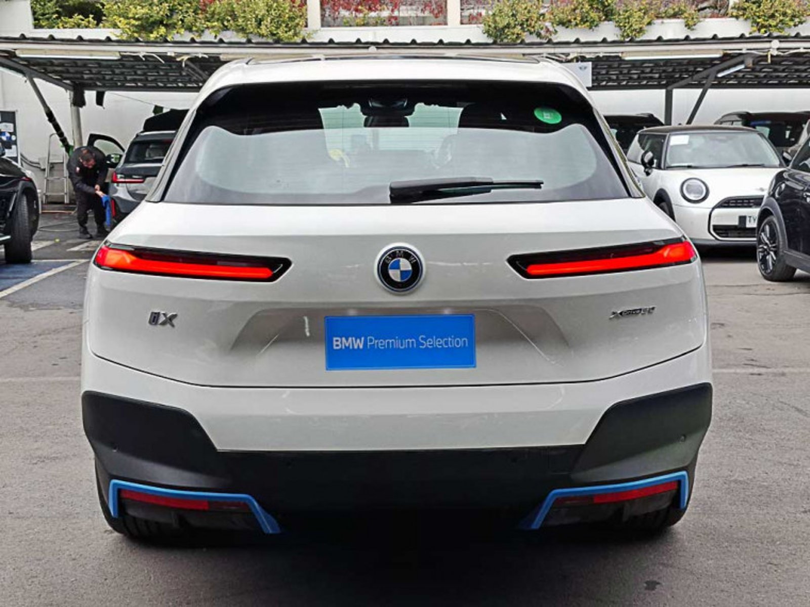 BMW Ix Xdrive 50 4x4 Aut 2024 - Imagen 5 de 13