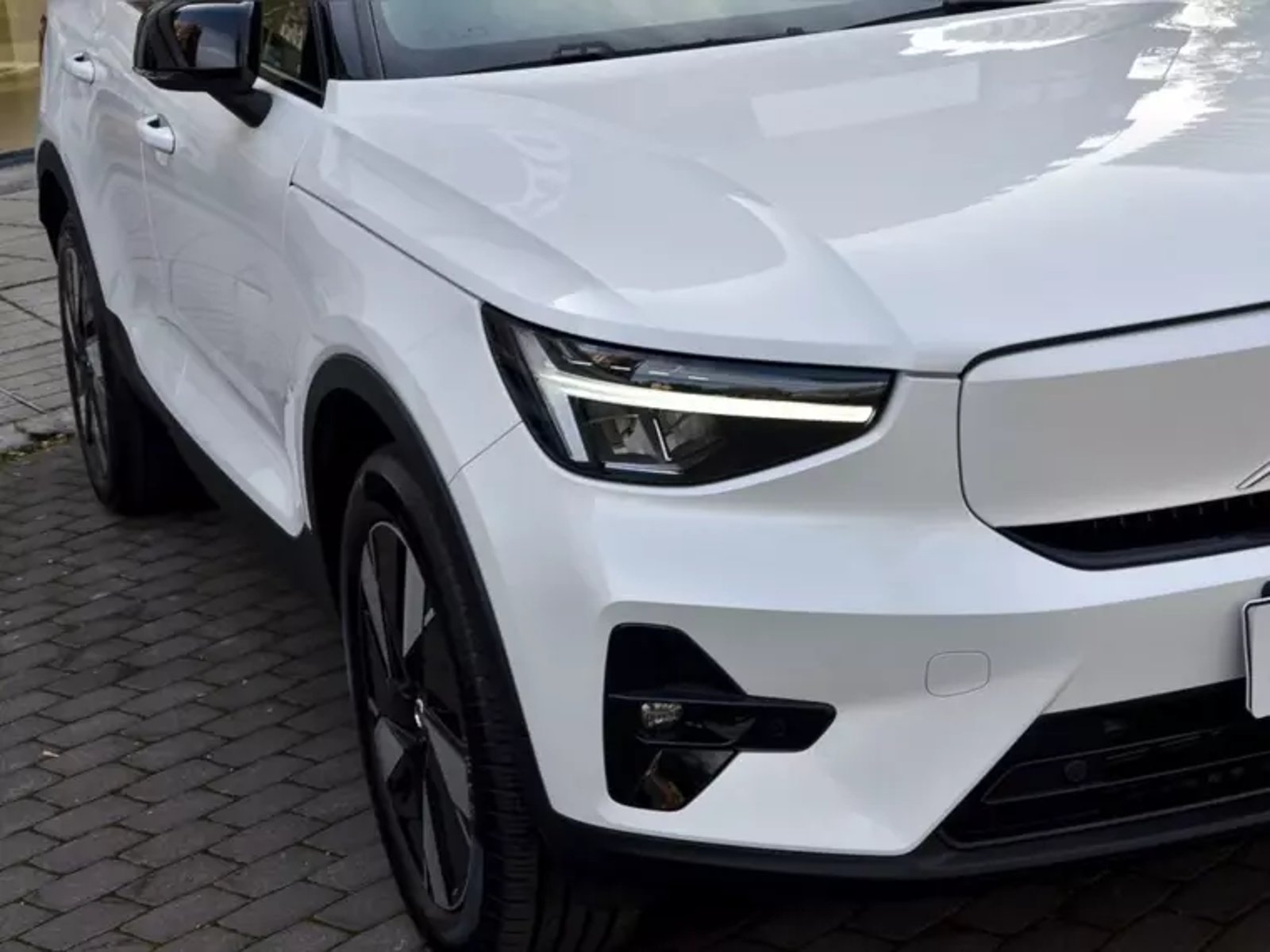Volvo Xc40 P6 Recharge 2024 - Foto 5 de 20