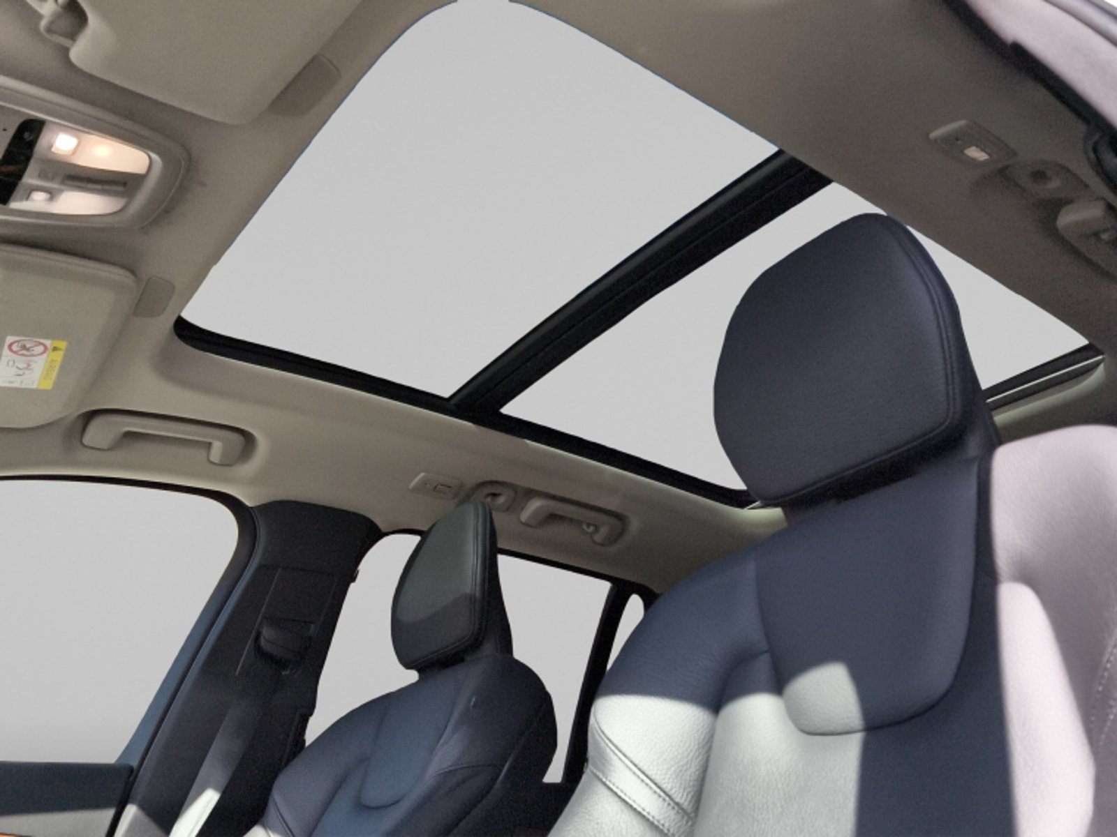 Volvo Xc90 T8 Awd Recharge Plus 2024 - Imagen 11 de 20