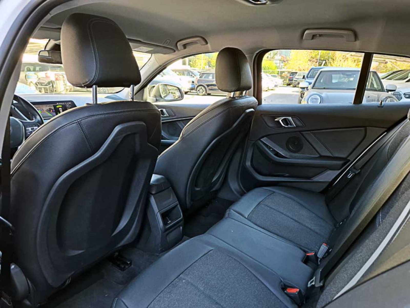 BMW 118 I Hatch Dynamic 2023 - Imagen 12 de 12
