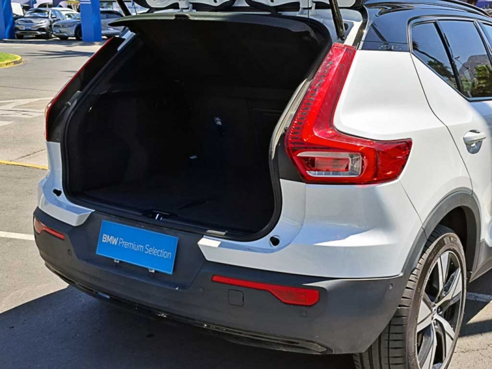 VOLVO Xc40 P8 Recharge Twin 2022 - Imagen 13 de 13