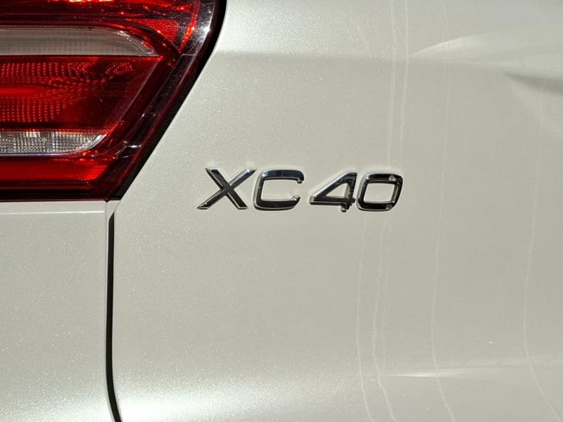Volvo Xc40 T5 R Design 2021 - Imagen 15 de 16