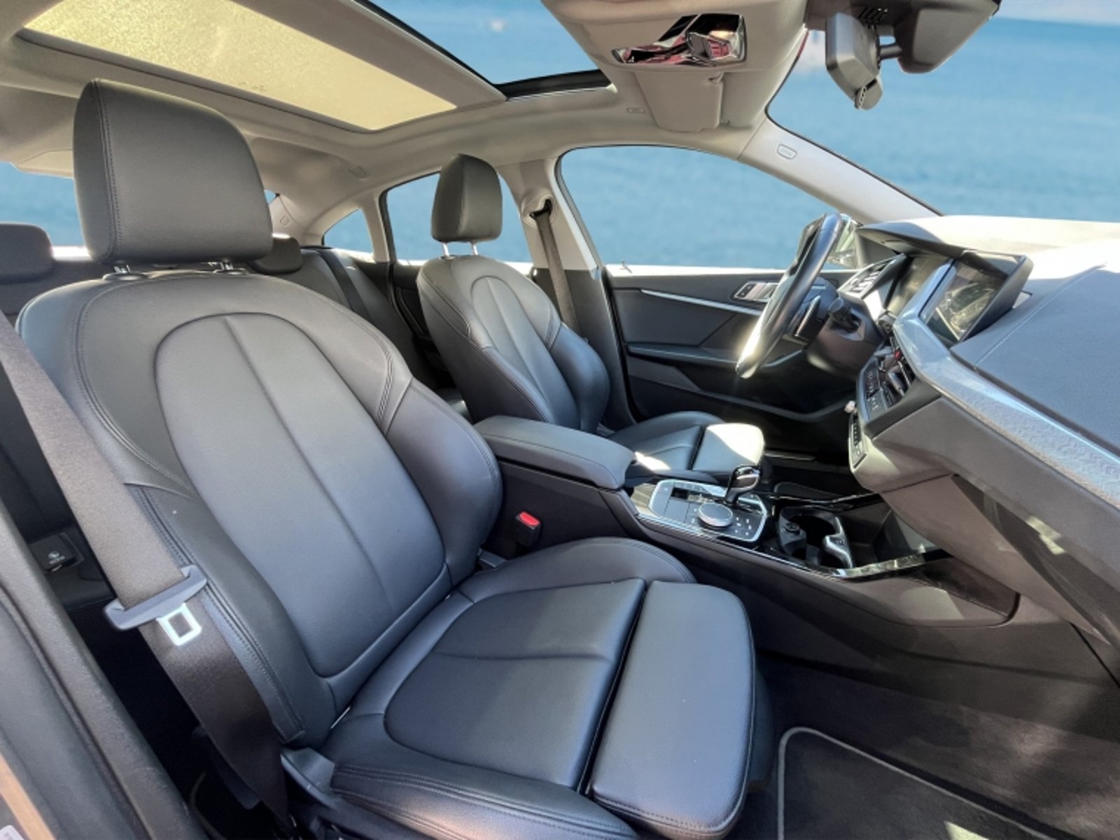 BMW 220 I Gran Coupe 2.0 Aut 2023 - Imagen 18 de 20