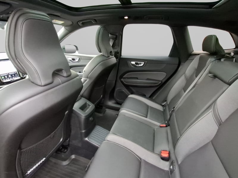 Volvo Xc60 T8 Awd Recharge Ultimate Dark 2025 - Imagen 15 de 20