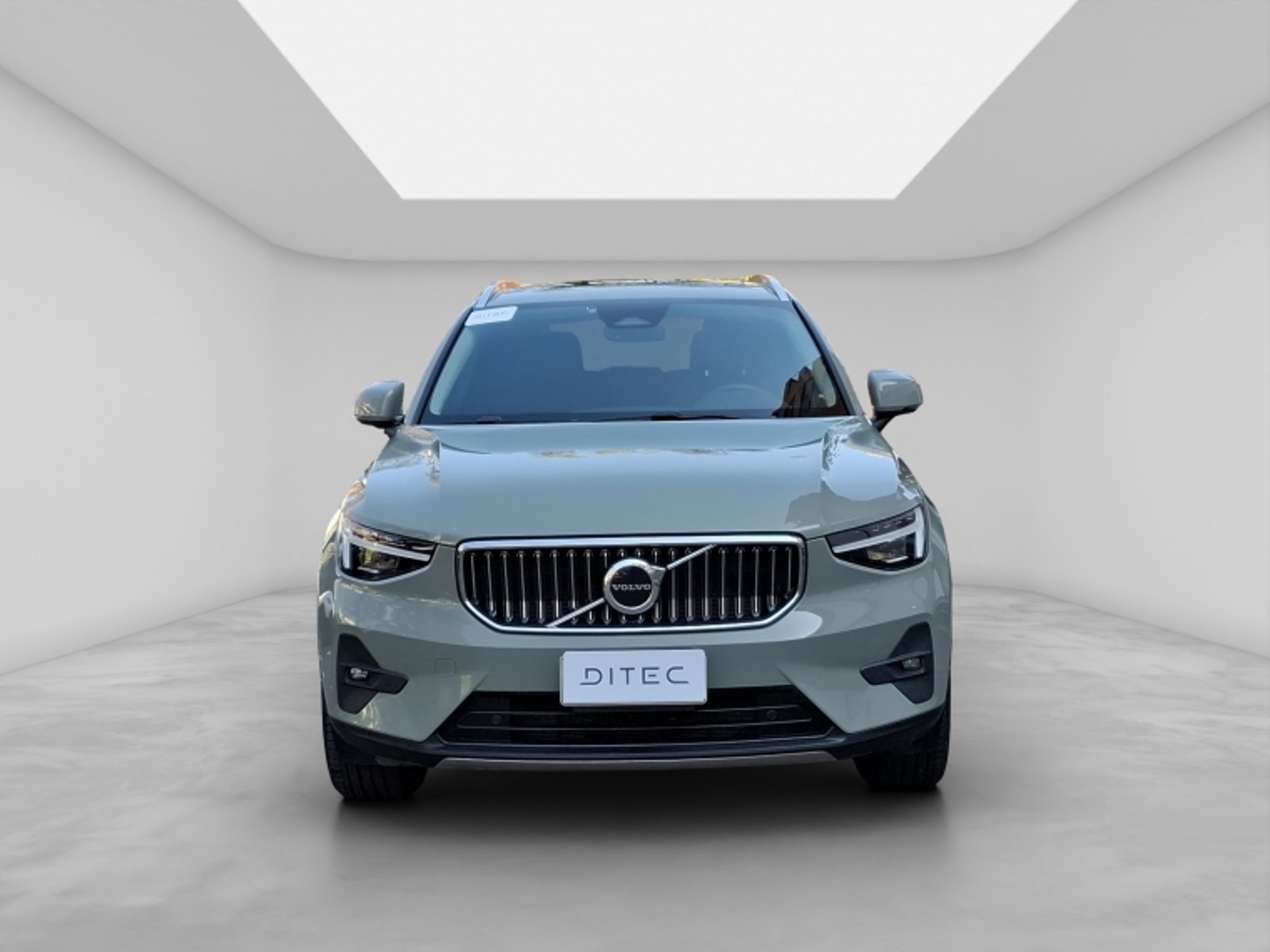 Volvo Xc40 B4 Ultimate 2.0 Aut 2024 - Foto 2 de 20