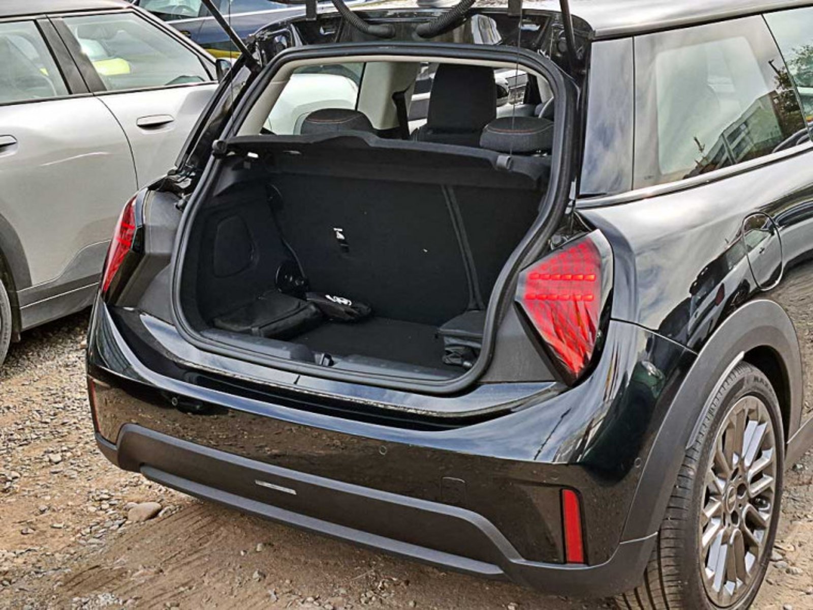 MINI Cooper C 1.5 Hb 3p 2026 - Imagen 12 de 12