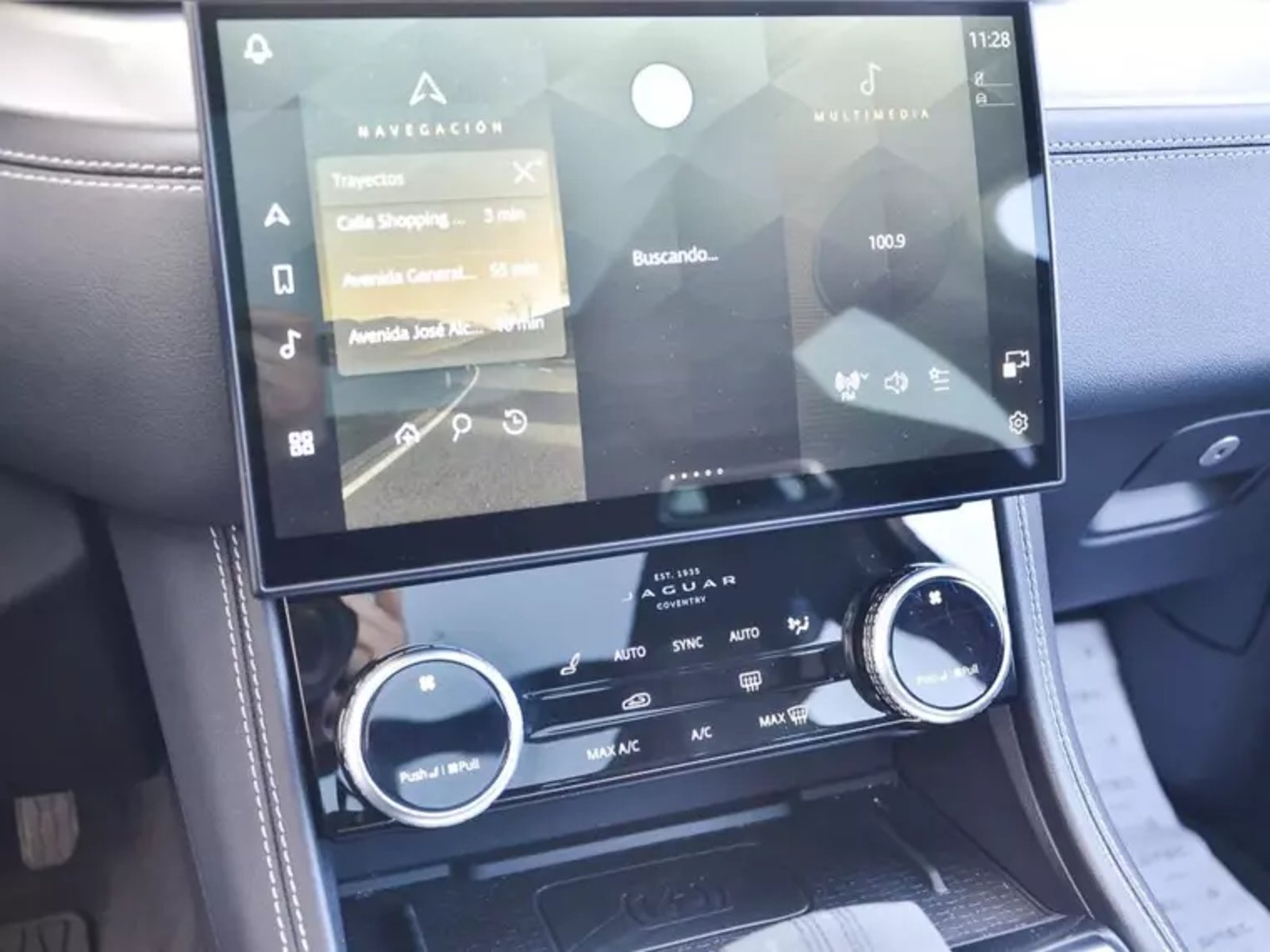 Jaguar F-pace R Dynamic 2024 - Imagen 14 de 20