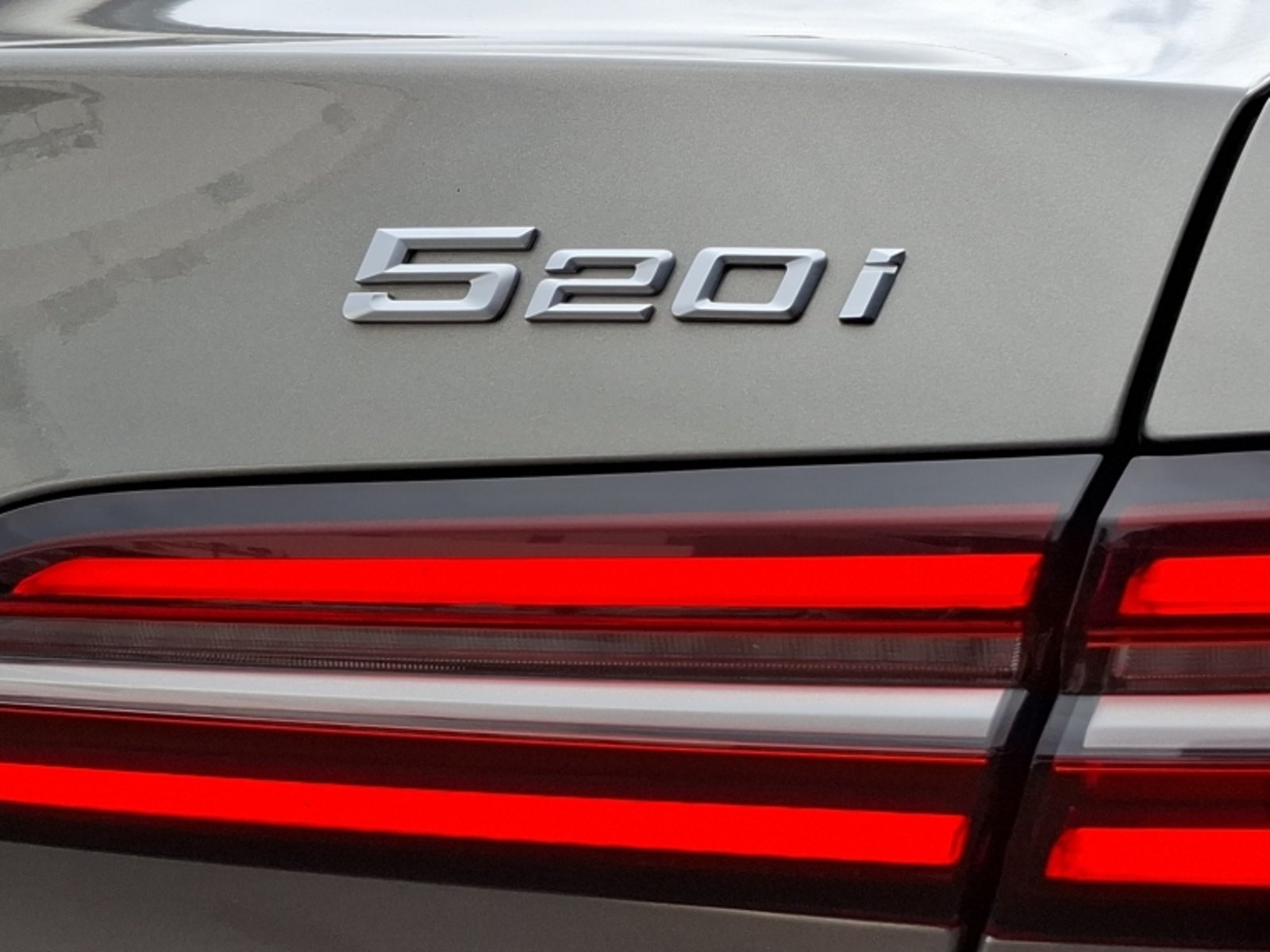 BMW 520 I Berlina 4x2 2.0 Aut 2025 - Imagen 8 de 20