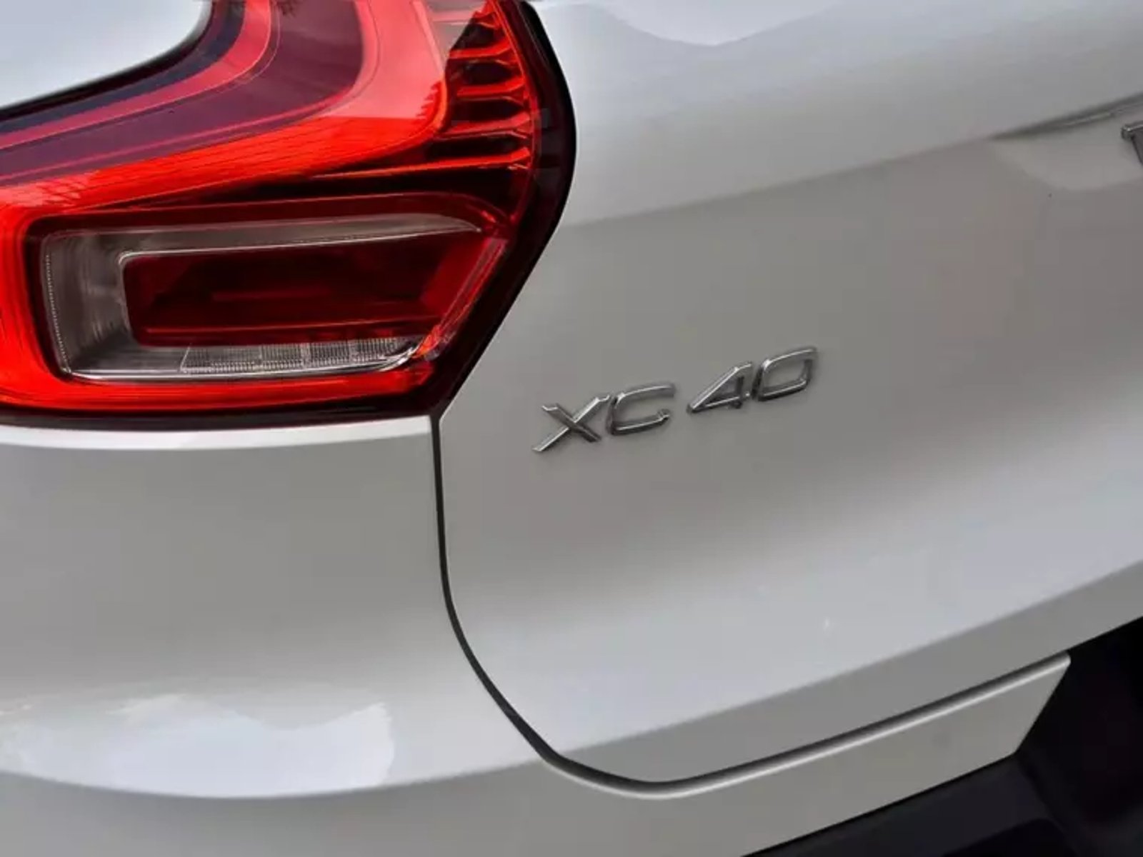 Volvo Xc40 P6 Recharge 2024 - Imagen 10 de 20
