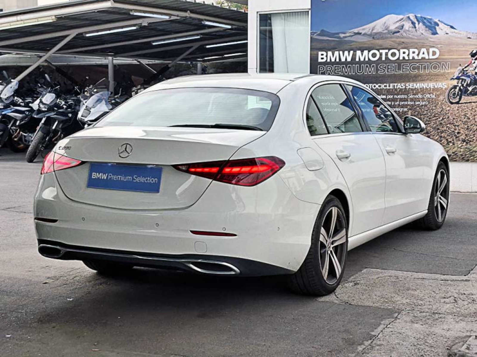 MERCEDES BENZ C 200 Sedan 1.5 Aut 2023 - Imagen 4 de 11