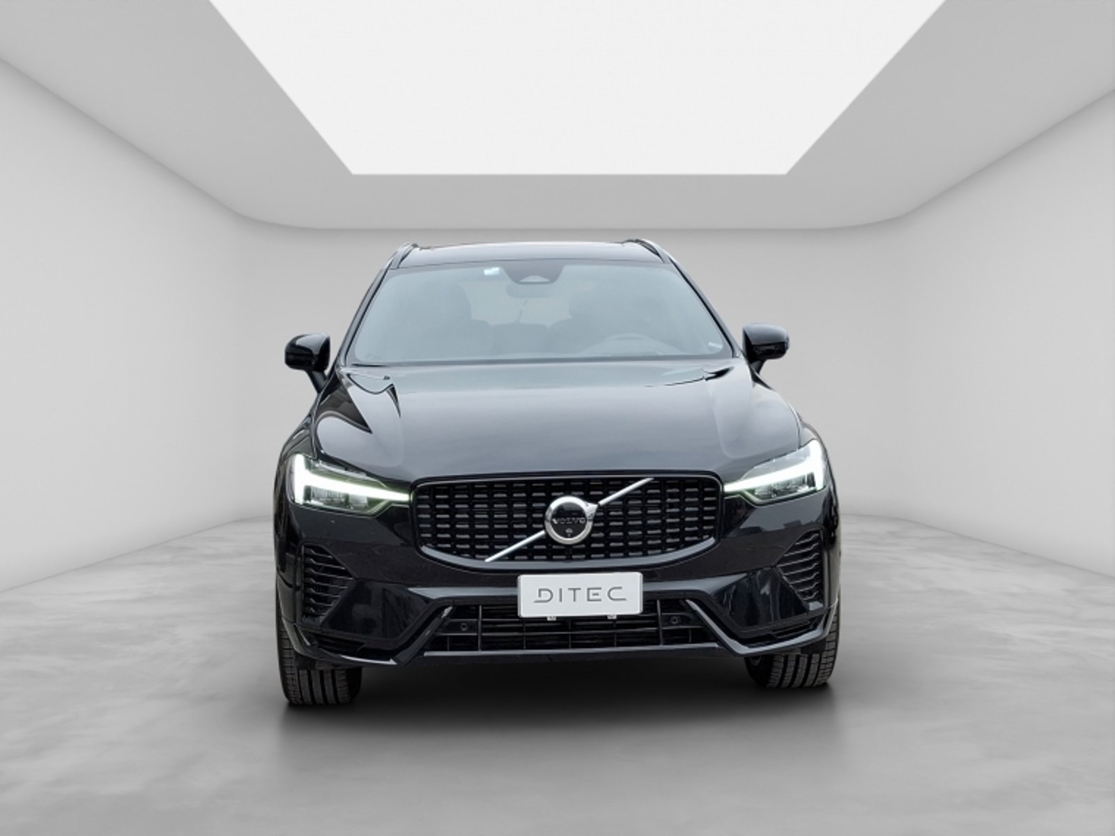 Volvo Xc60 T8 Awd Recharge Ultimate Dark 2025 - Foto 2 de 20