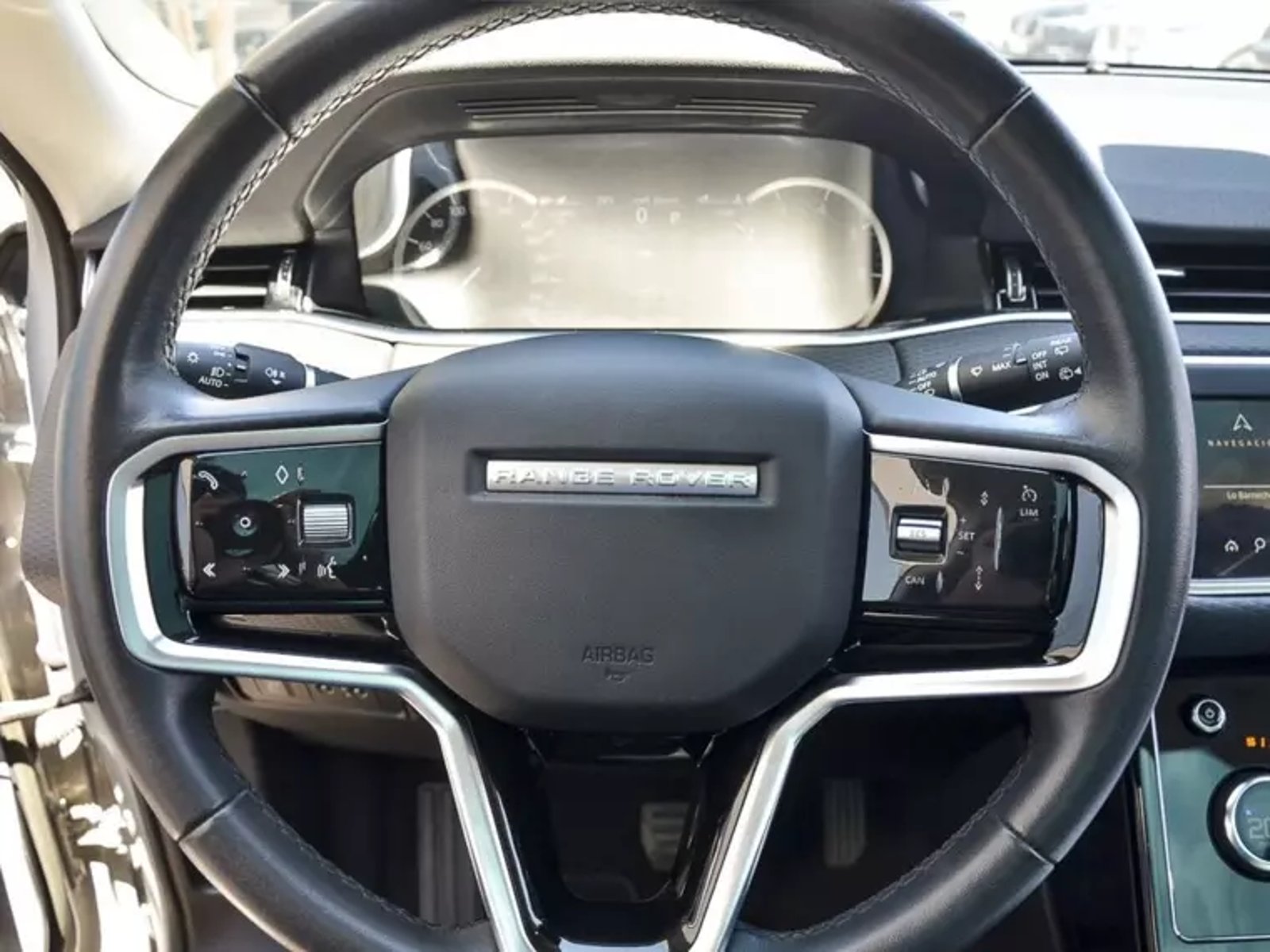 Land Rover Evoque 2.0i S 200hp 4x4 2024 - Imagen 20 de 20