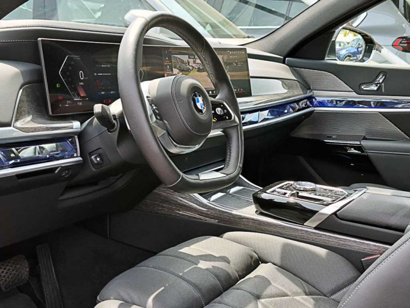 BMW 740 I Berlina Pure Excellence 2025 - Imagen 11 de 13