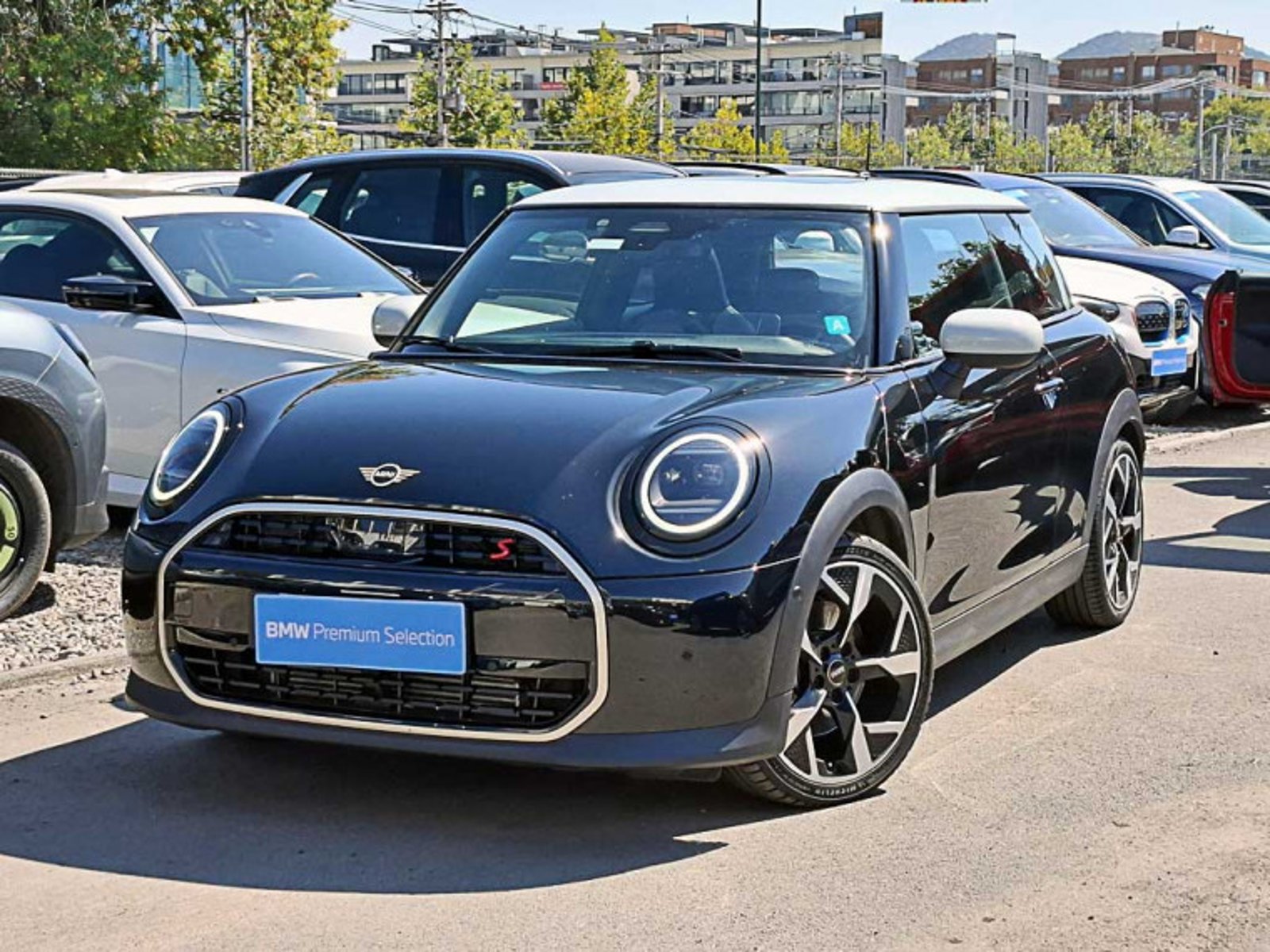 Mini Cooper S 2.0 At 2025 - Foto 2 de 13