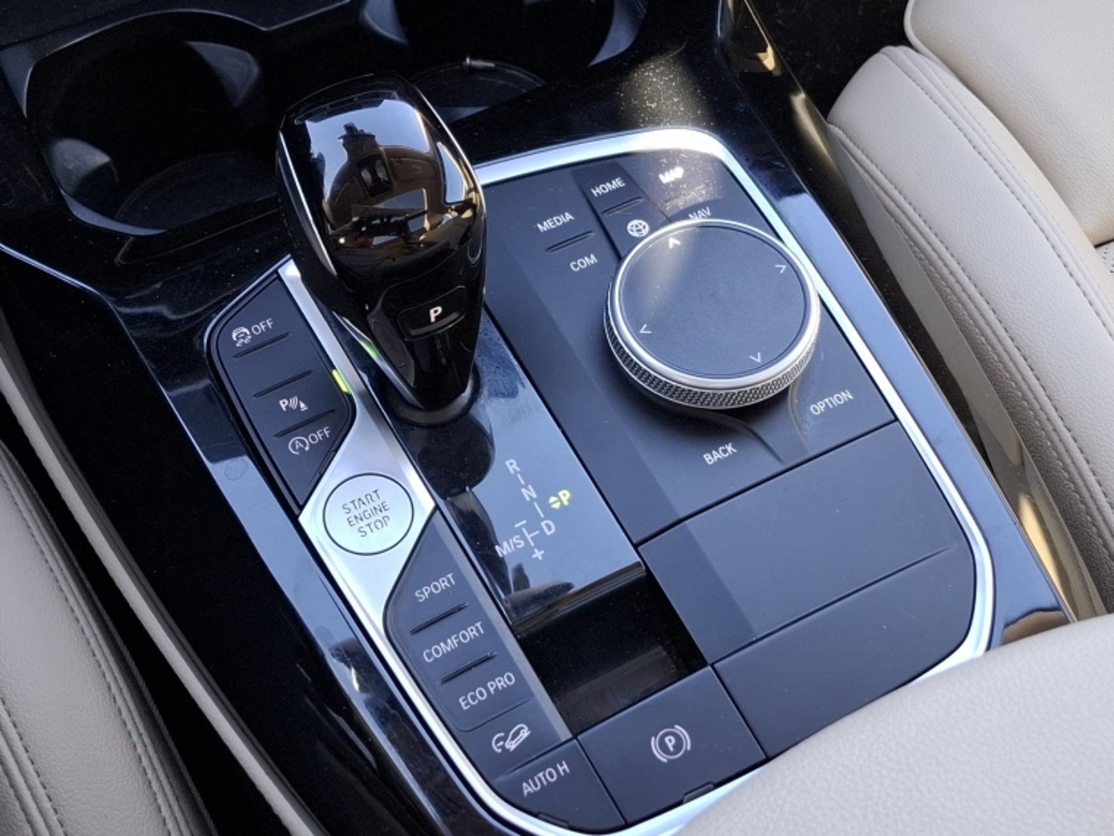 BMW X4 Xdrive20i Heritage Lci 2024 - Imagen 13 de 20