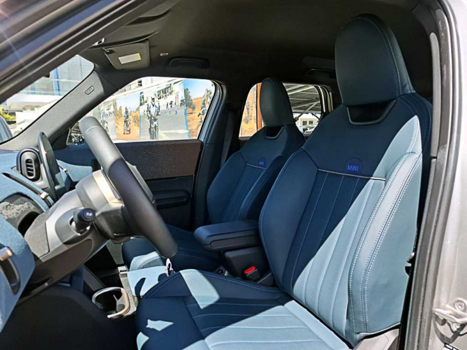 MINI Cooper Countryman D 2.0 Favoured 2025 - Imagen 10 de 13