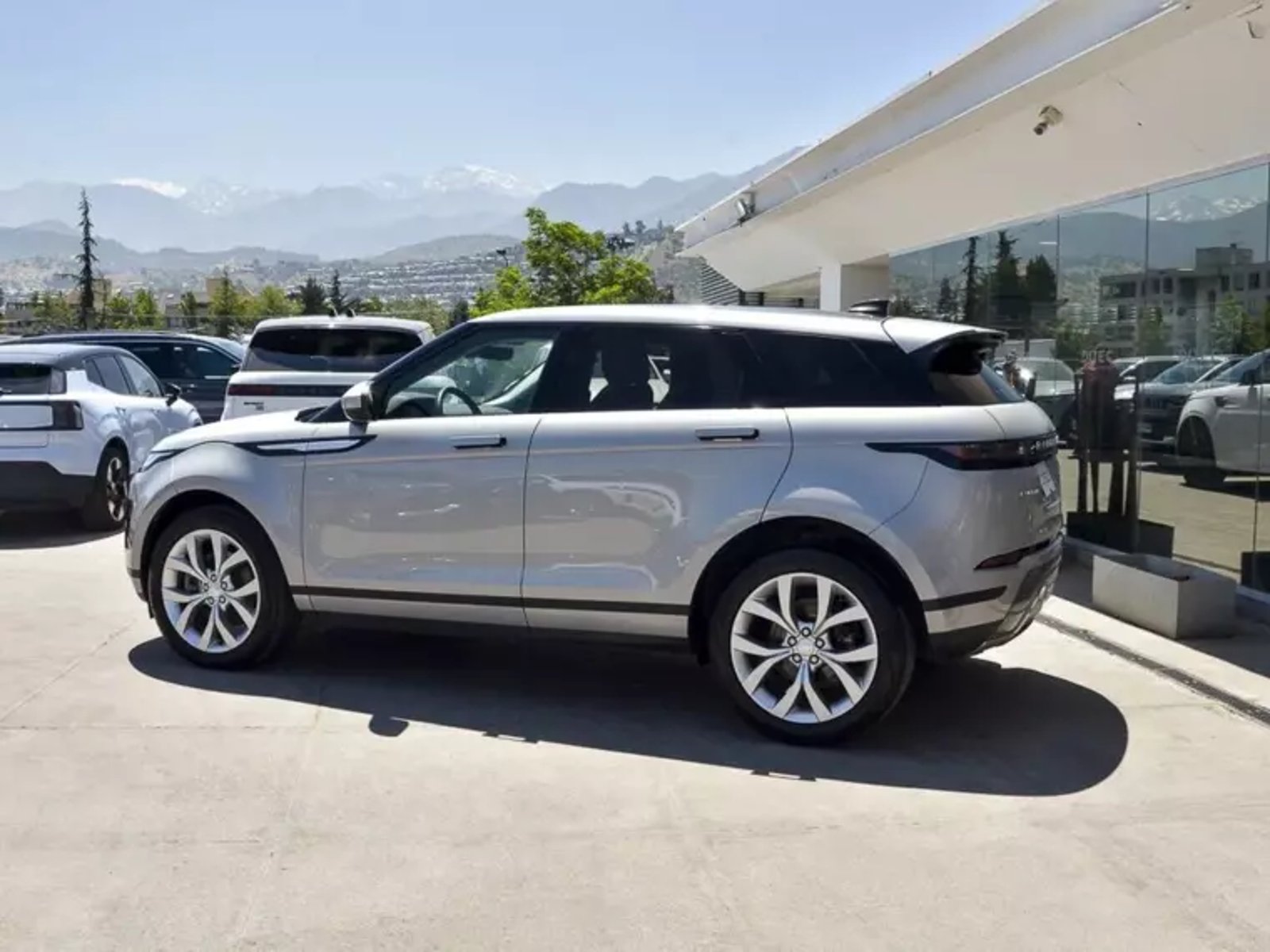 Land Rover Evoque 2.0i S 200hp 4x4 2024 - Imagen 12 de 20