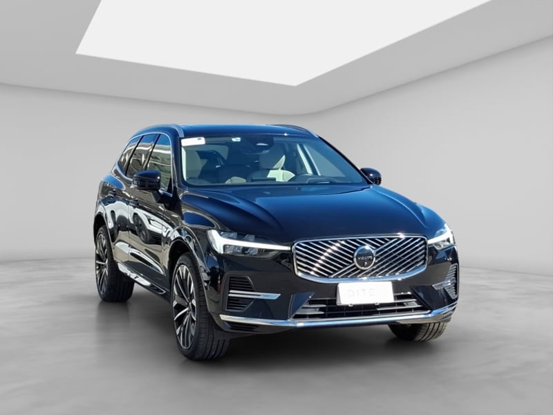 Volvo Xc60 T8 Ultra 4x4 2.0 Aut 2026 - Imagen 3 de 20