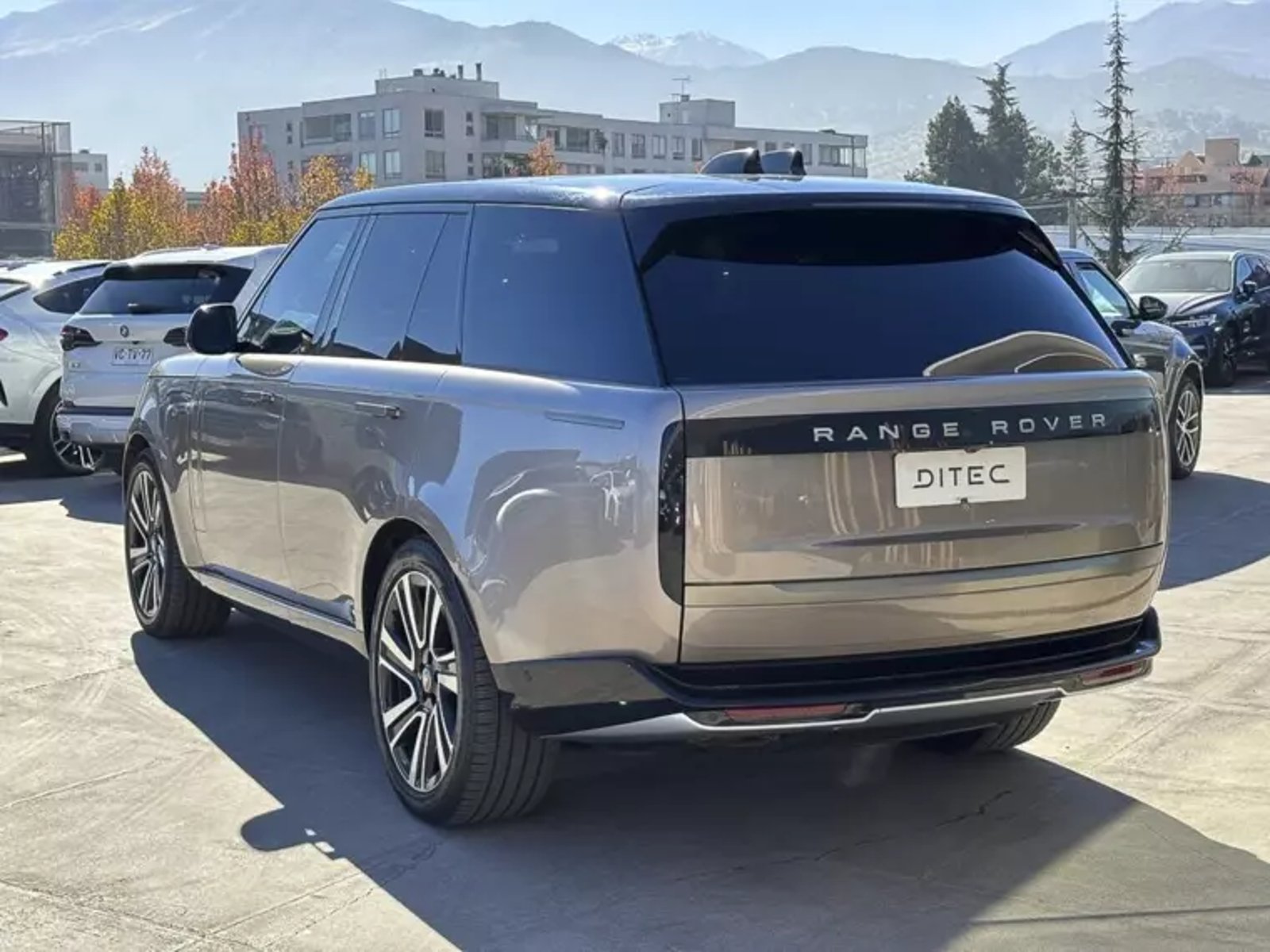 Land Rover Range rover Hse 4x4 4.4 Aut 2023 - Imagen 6 de 12