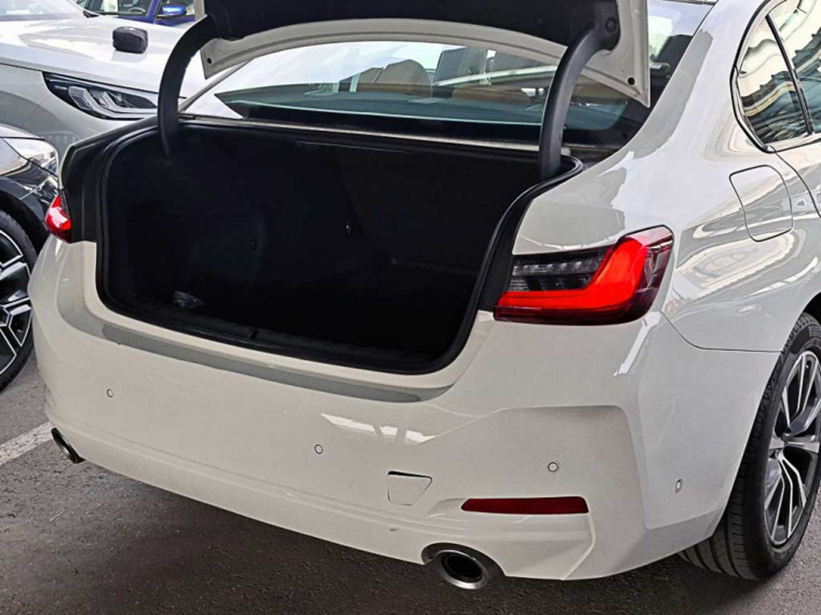 BMW 320 I Berlina Urban 2026 - Imagen 13 de 13