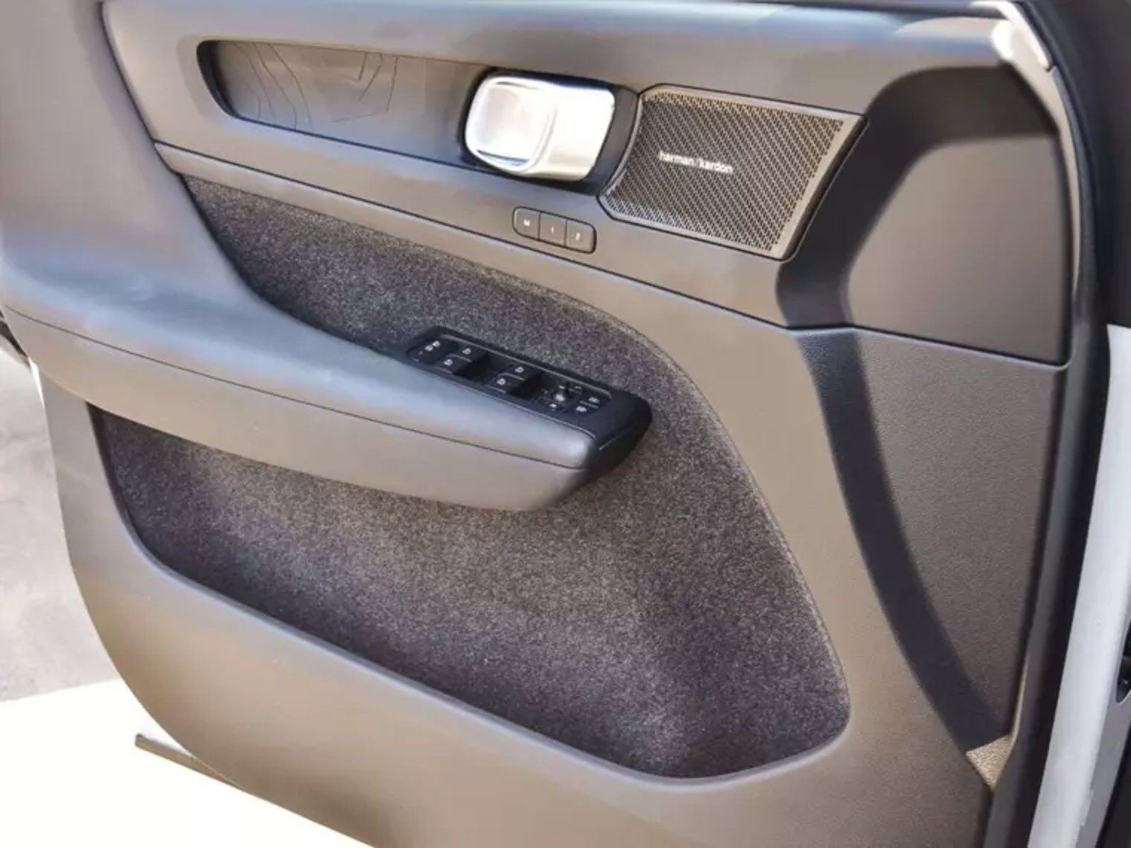 Volvo Xc40 2.0 T5 Hybrid At 4x4 Hibrido 2024 - Imagen 11 de 18