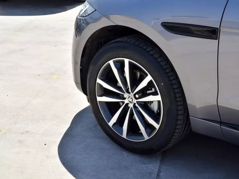 Jaguar F-pace R Dynamic 2024 - Imagen 9 de 18