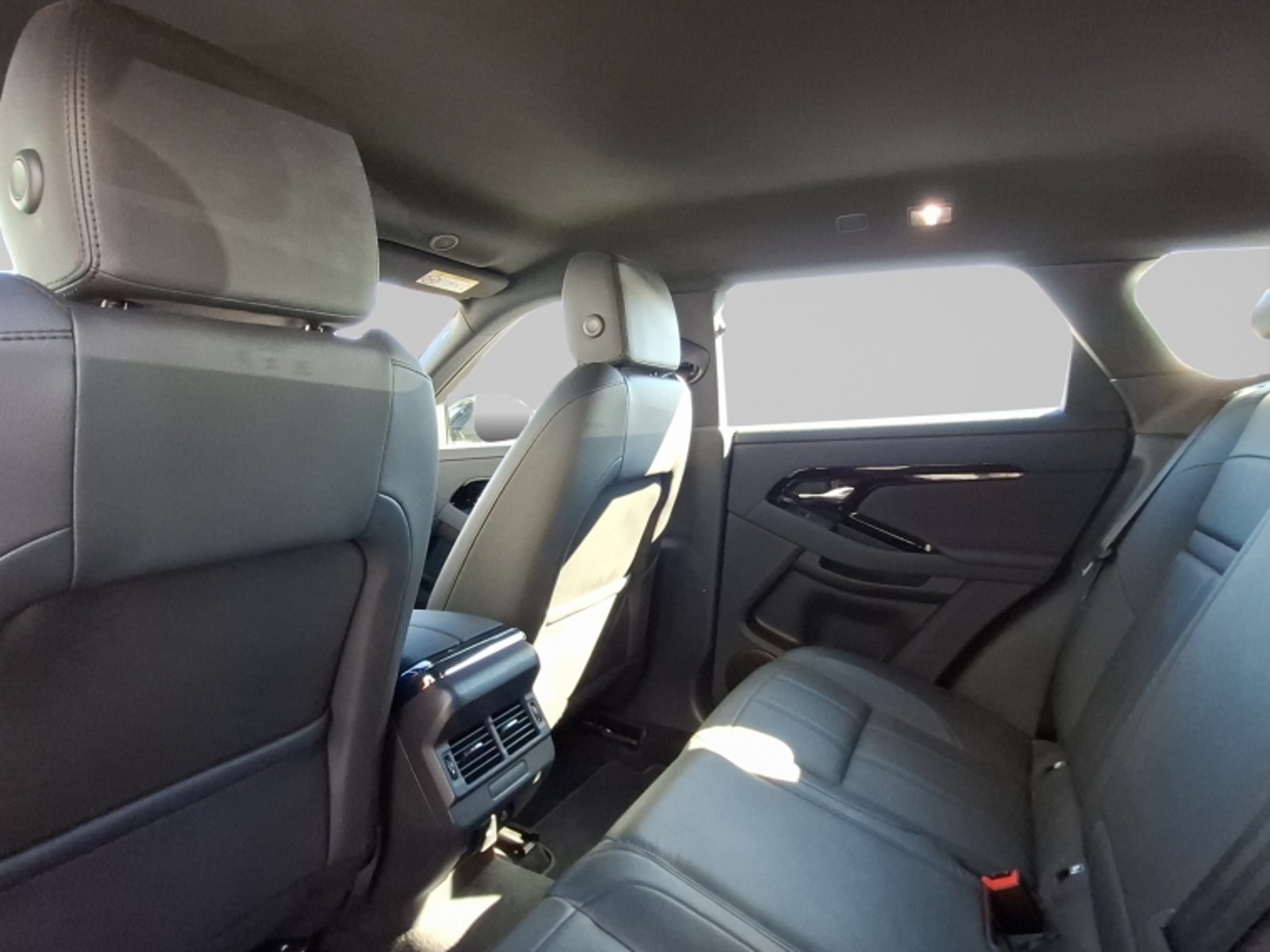 Land Rover Range rover Evoque Mhev 4x4 2.0 Aut 2025 - Imagen 15 de 20